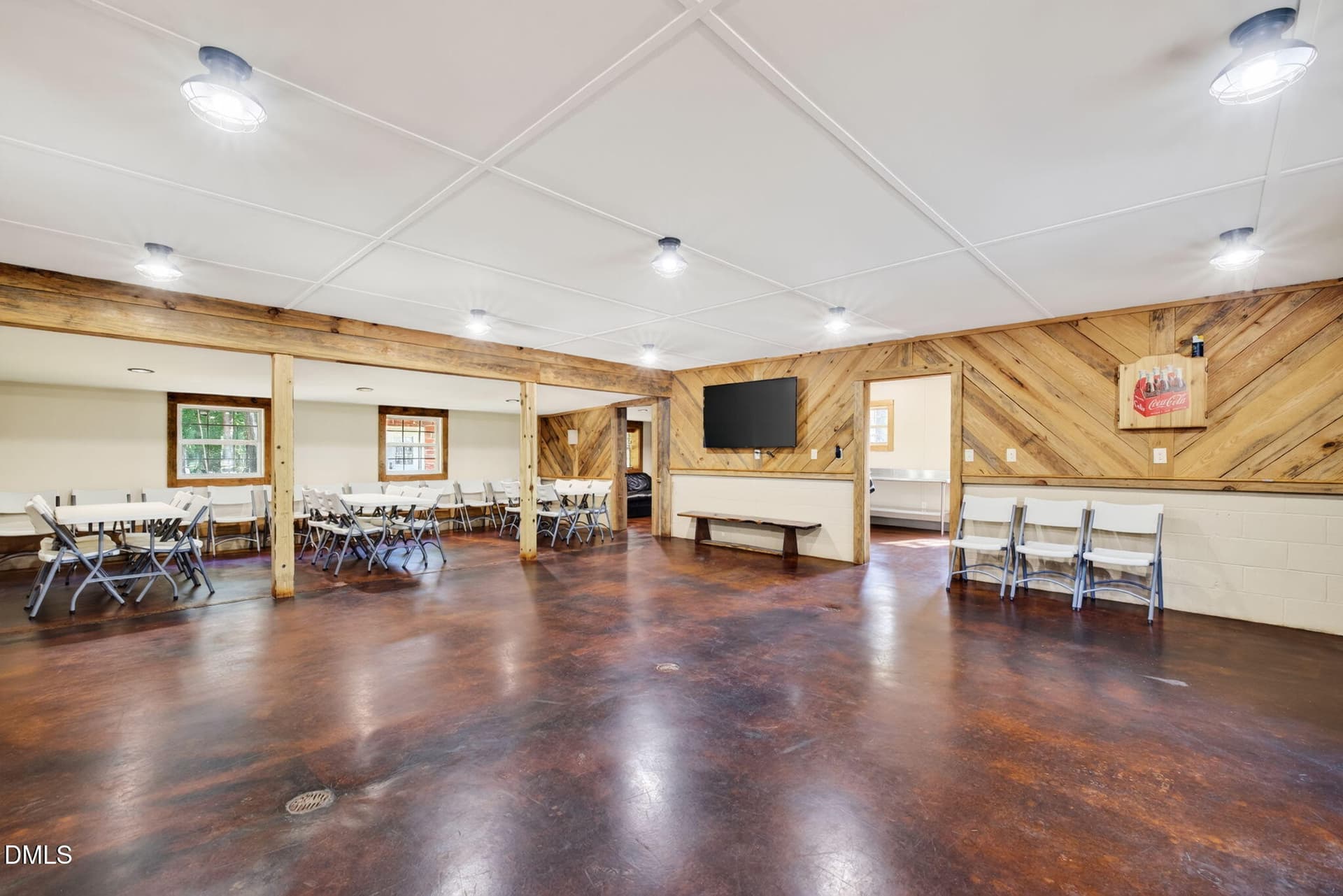 P19_WoodsideEventCenter_Interior_01 - 4870 Nc-50 S, Benson, NC 27504
