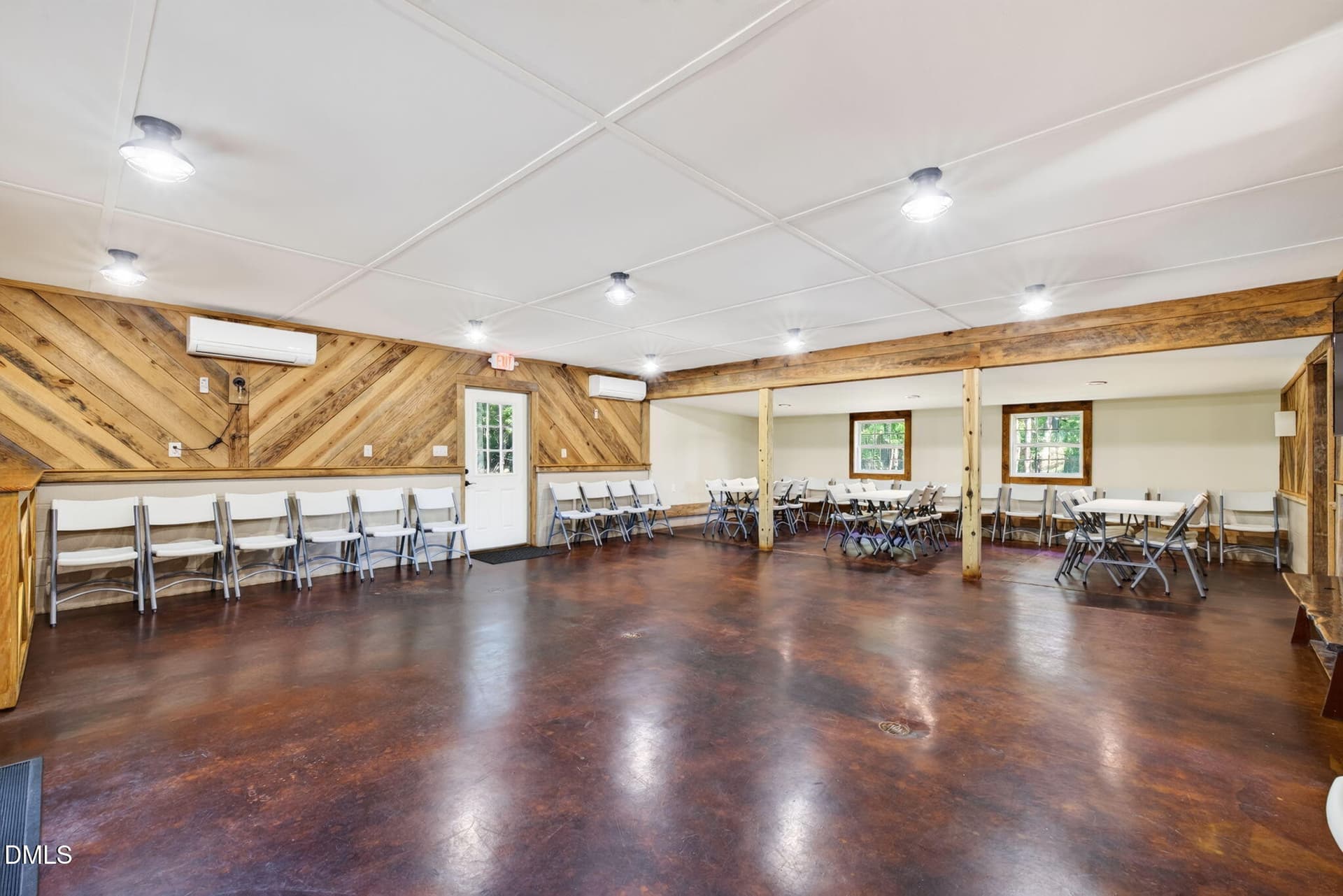 P19_WoodsideEventCenter_Interior_02 - 4870 Nc-50 S, Benson, NC 27504