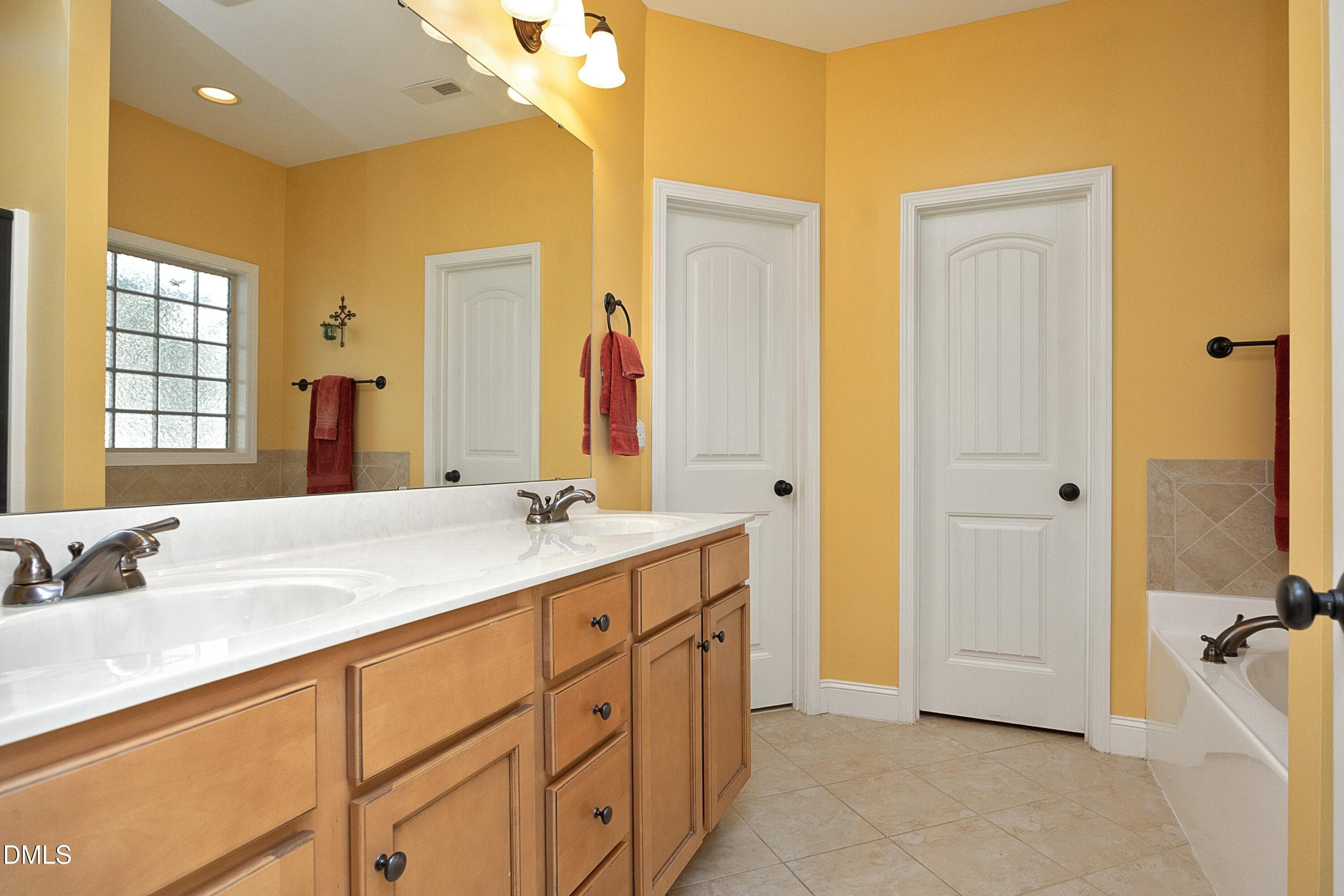 23BathView2 - 2953 Britmass Drive, Raleigh, NC 27616, Raleigh