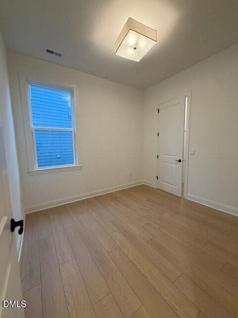 98 guest room - 252 Mugby Road #98, Raleigh, NC 27604, Raleigh