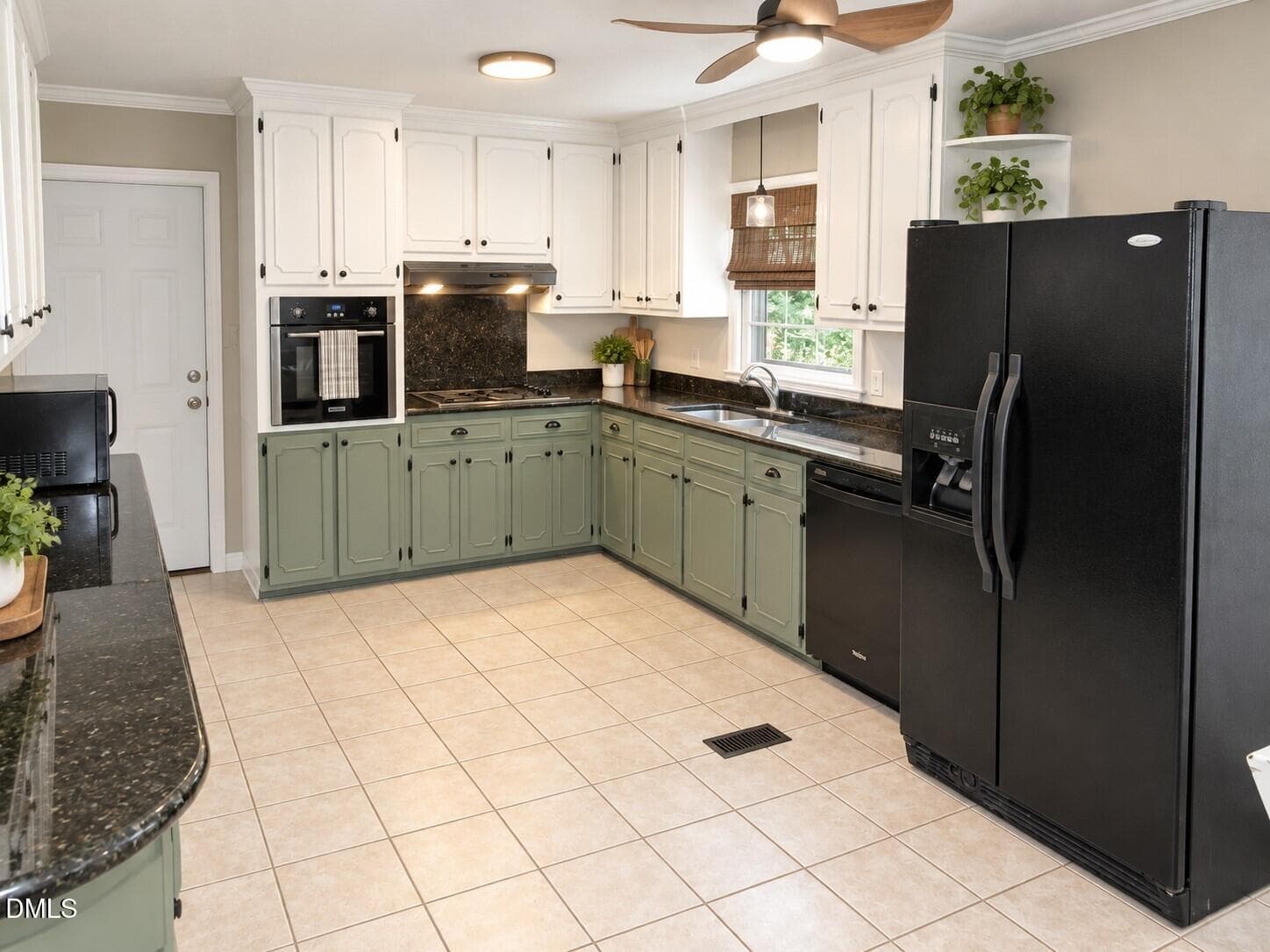 Kitchen - 415 N Cheatham Street, Franklinton, NC 27525, Franklinton