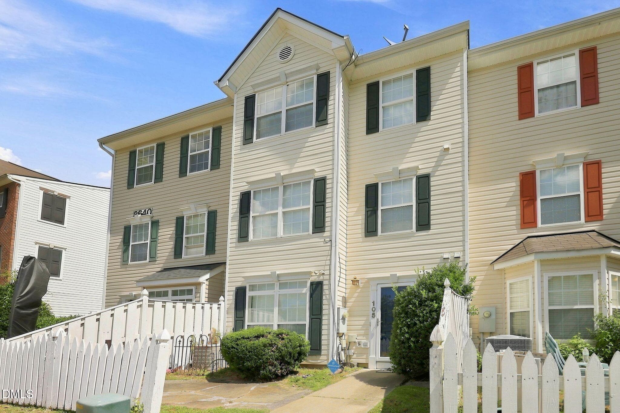 33-web-or-mls-IMG_0191_new - 8640 Neuse Landing Lane 105, Raleigh, NC 27616, Raleigh