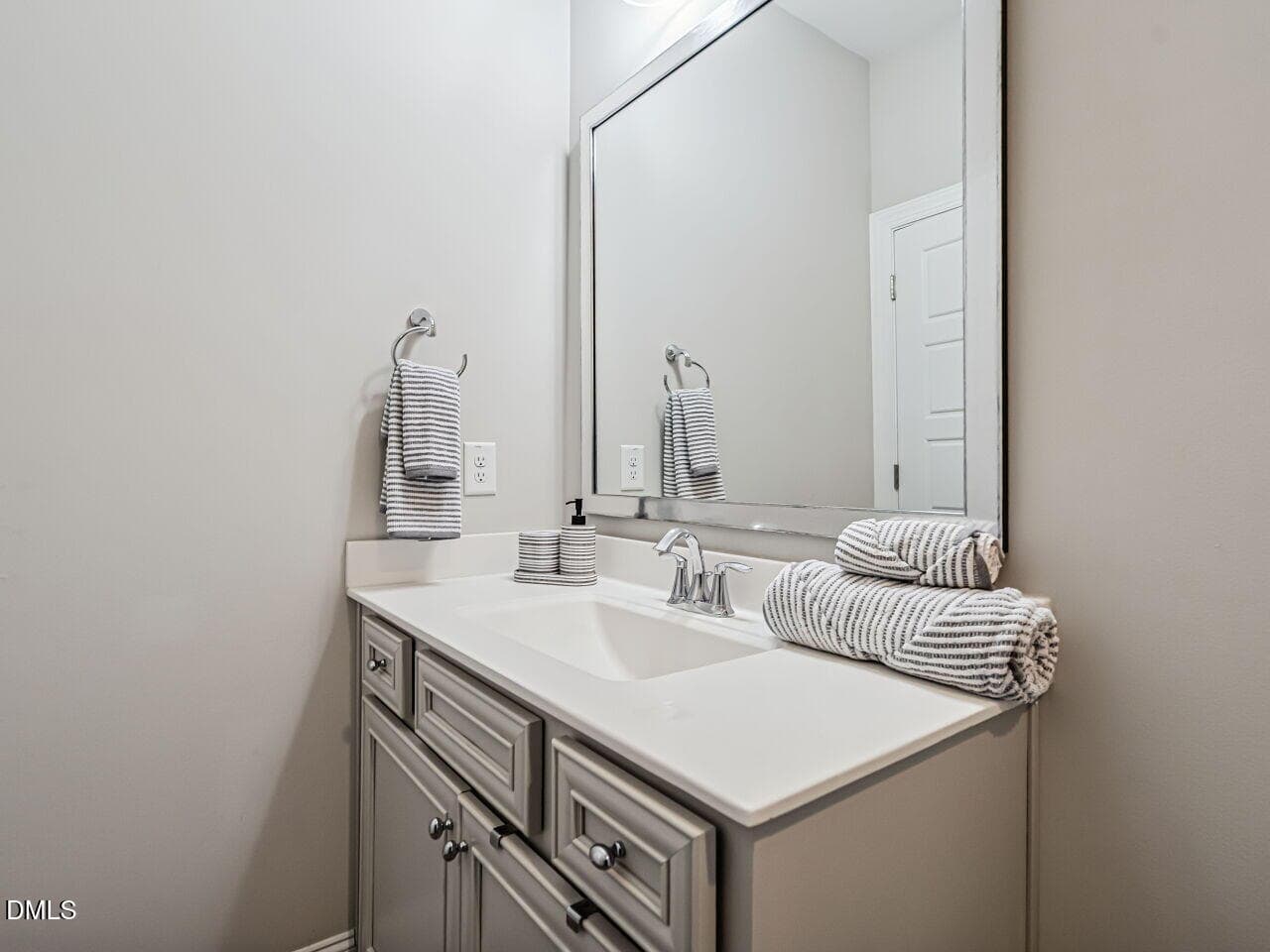 032-1280x960-bathroom - 113 Tisbury Drive, Holly Springs, NC 27540, Holly Springs