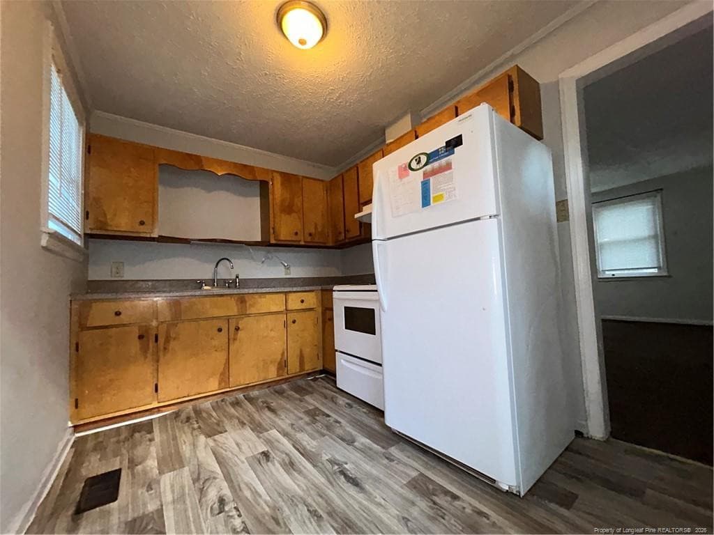 Photo 4 - 505 E Sixth Avenue, Raeford, NC 28376