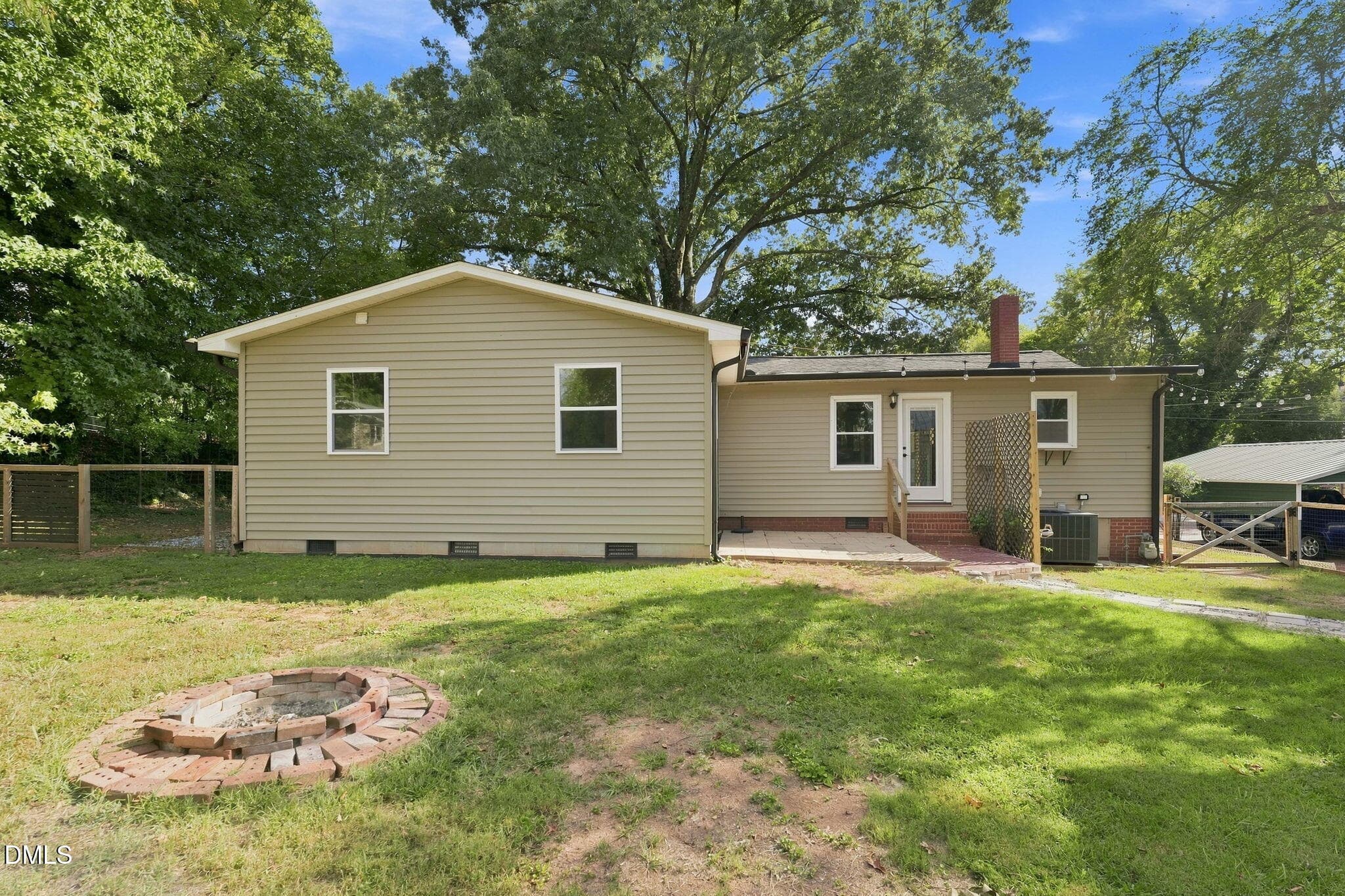 35-web-or-mls-_2323239 - 102 W Cardwell Street, Madison, NC 27025, Madison