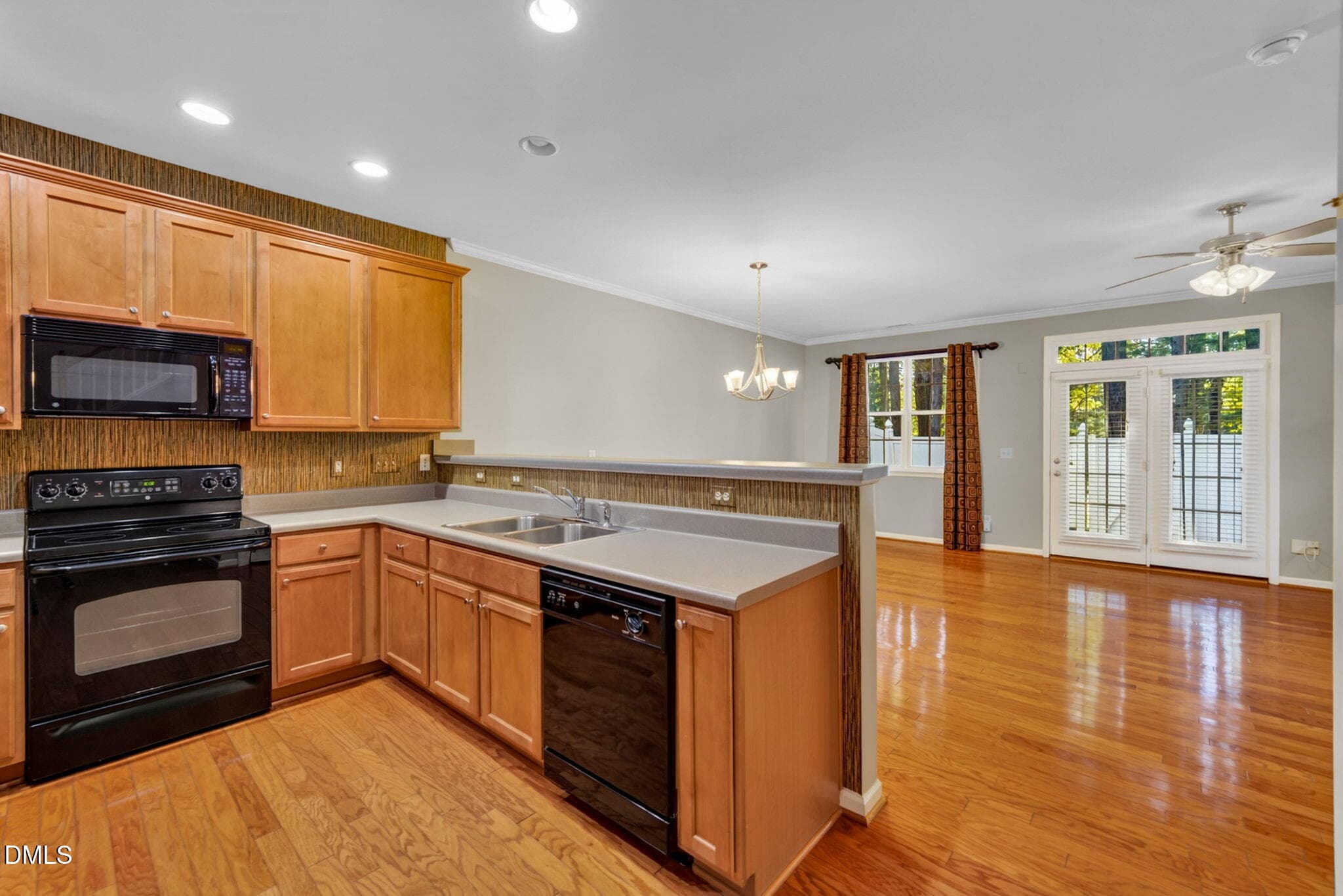 18-web-or-mls-8255 Martello Lane - 18 - 8255 Martello Lane, Raleigh, NC 27613, Raleigh