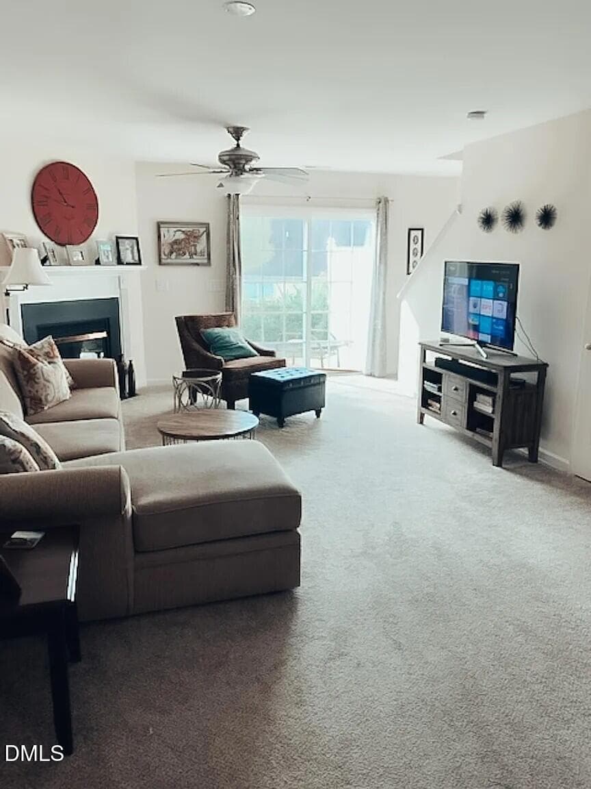 family room (1) - 2622 Vega Court, Raleigh, NC 27614, Raleigh
