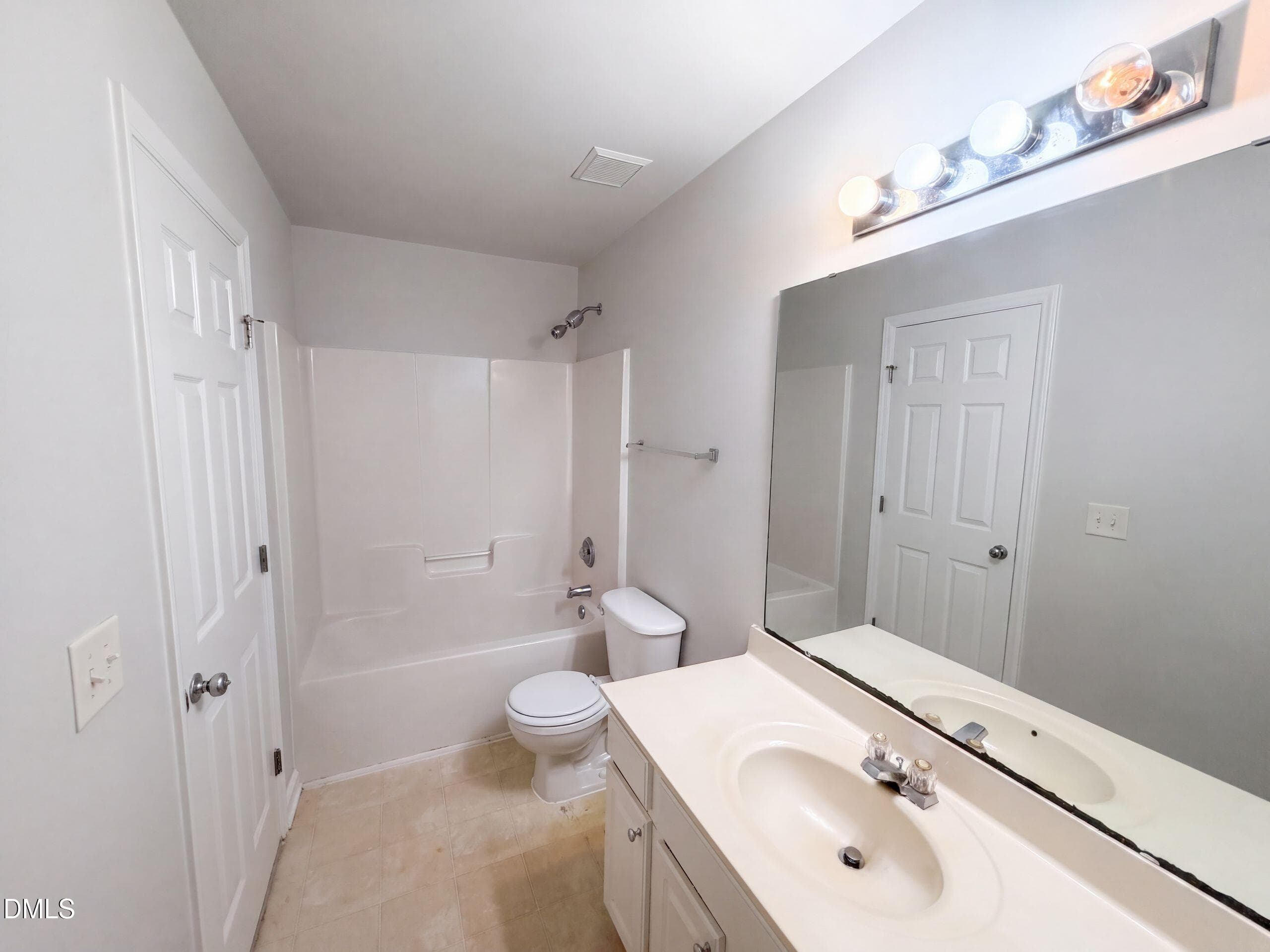 listing_13 - 8408 Aztec Dawn Court, Raleigh, NC 27613, Raleigh