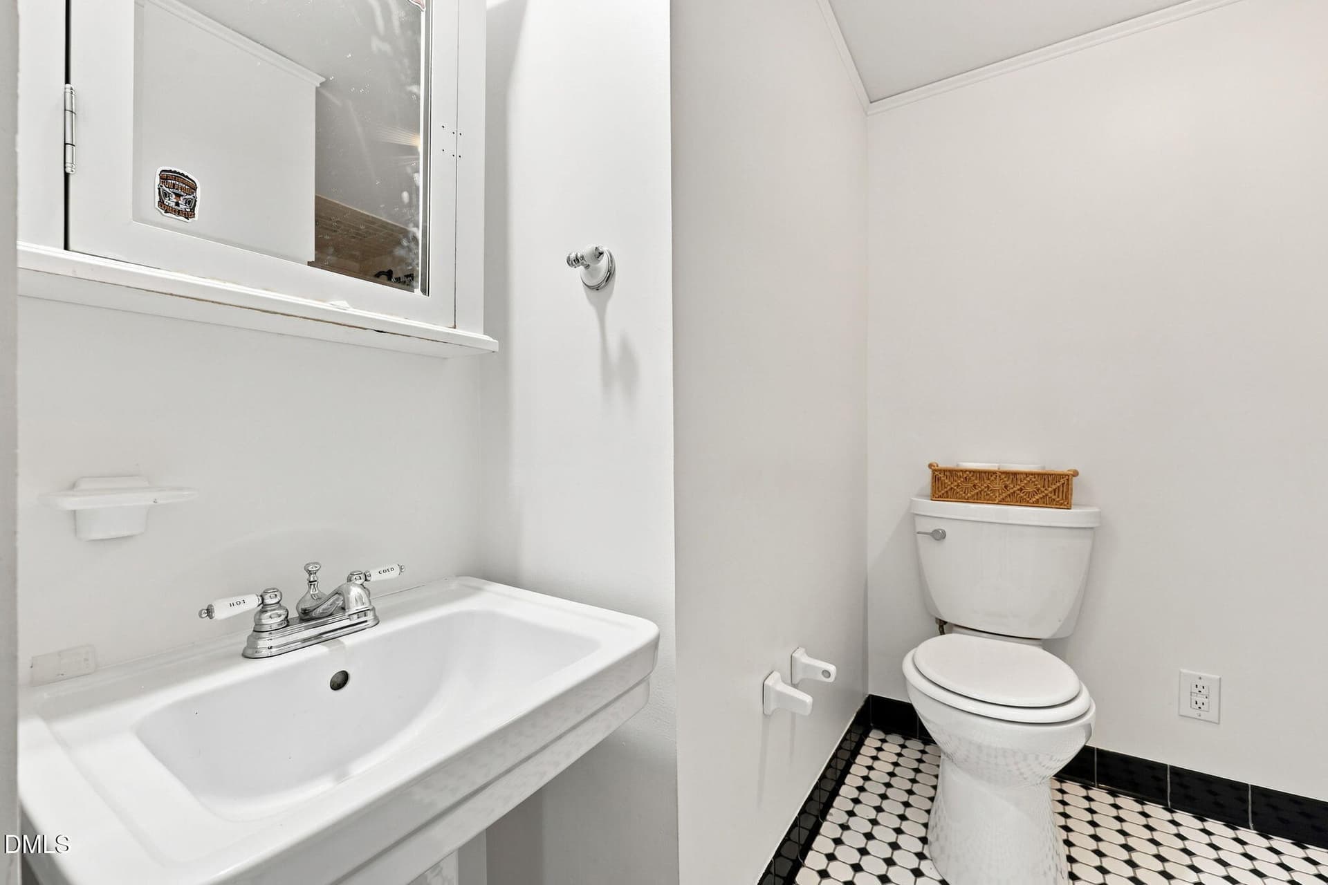 50-web-or-mls-IMG_7399 - 619 W Front Street, Burlington, NC 27215