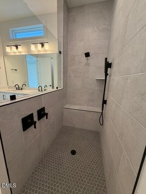 161 primary shower 2 - 309 Mugby Road 161, Raleigh, NC 27610, Raleigh