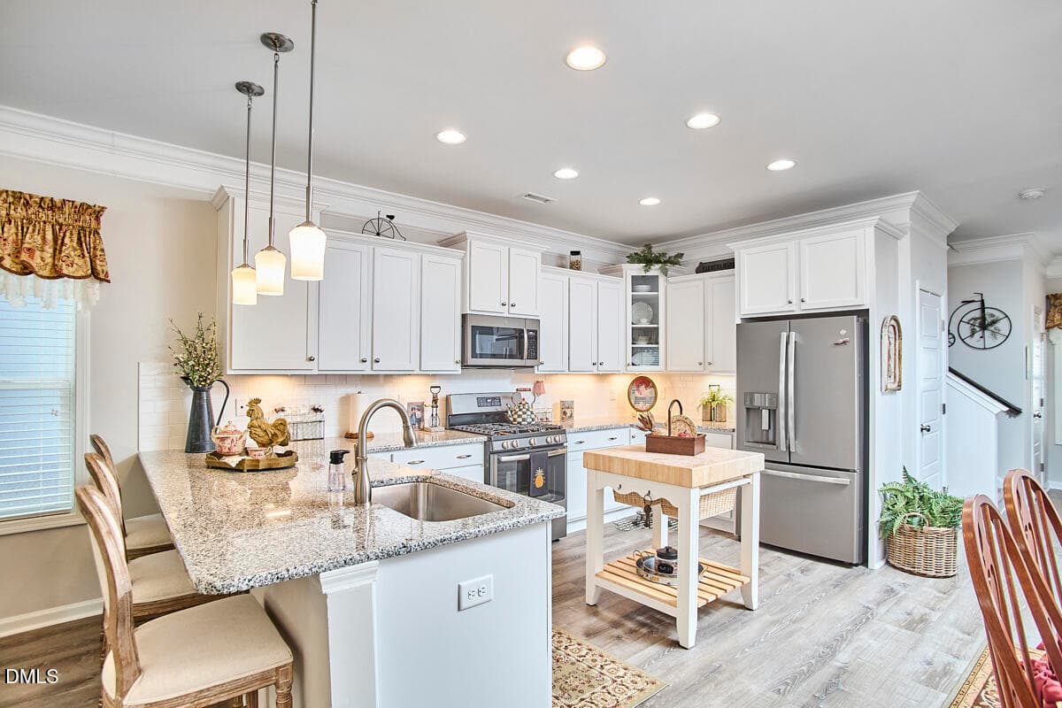 025 - 1237 Brown Velvet Lane, Apex, NC 27523