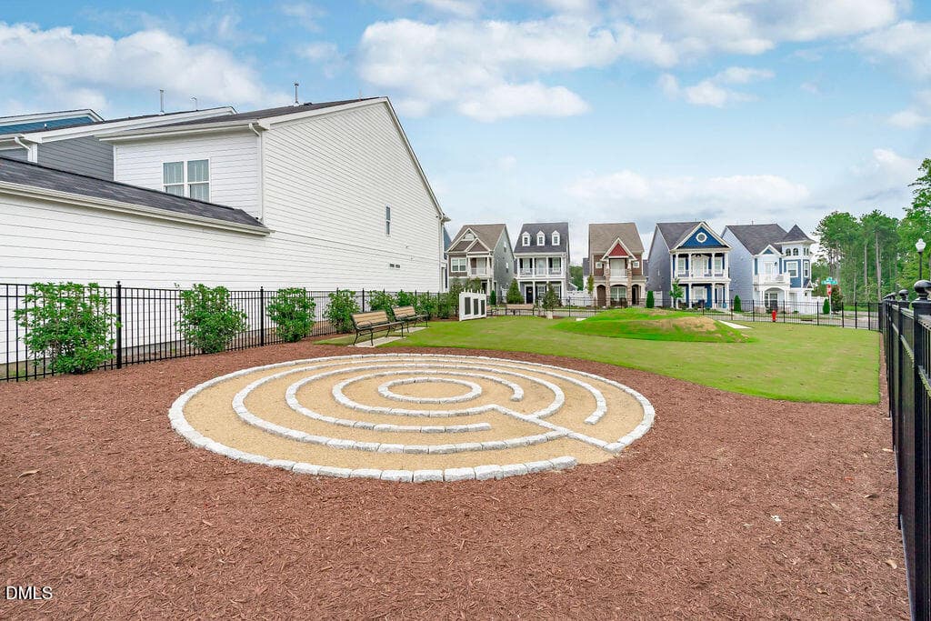 32Amenities - 1237 Brown Velvet Lane, Apex, NC 27523, Apex