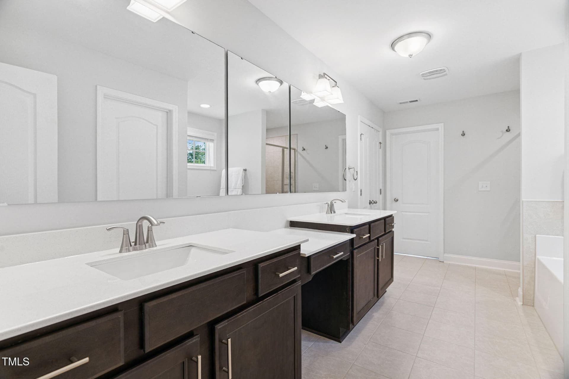 Owner's Retreat - 121 Roundrock Lane, Sanford, NC 27330