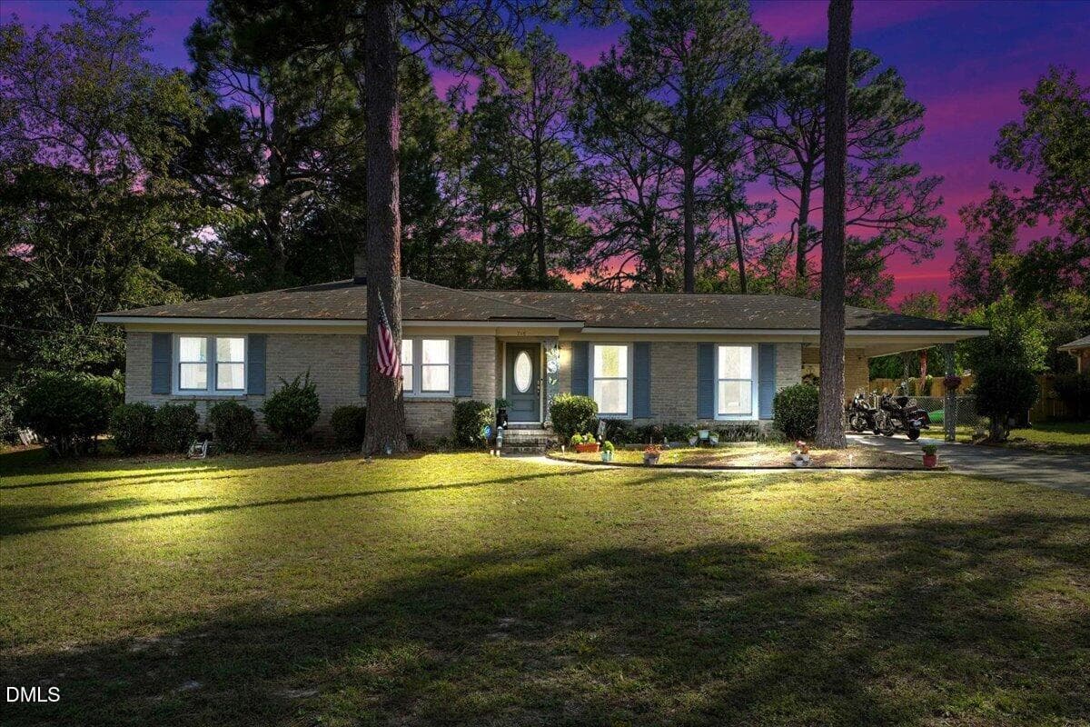 716 Shortridge Rd - 716 Shortridge Road, Fayetteville, NC 28303, Fayetteville