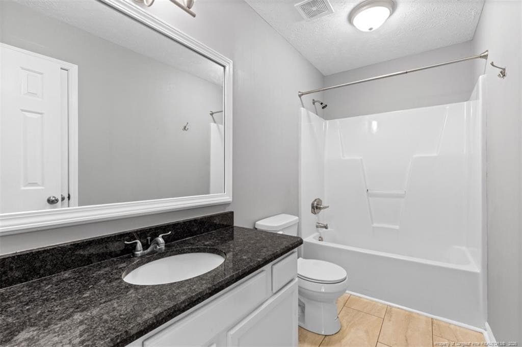 Photo 13 - 861 Danish Drive, Fayetteville, NC 28303, Fayetteville