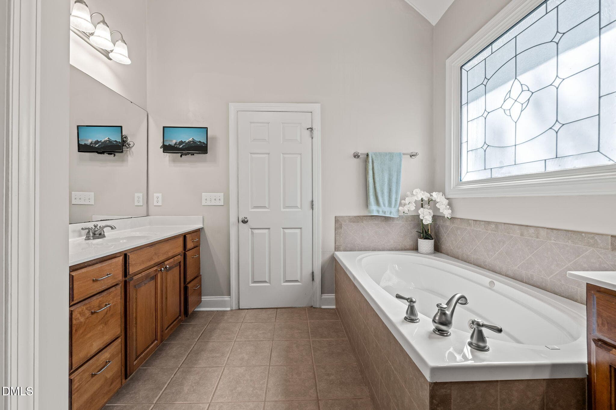 25-81-Carrousel-Court-Primary-Bathroom-S - 81 Carrousel Court, Angier, NC 27501, Angier