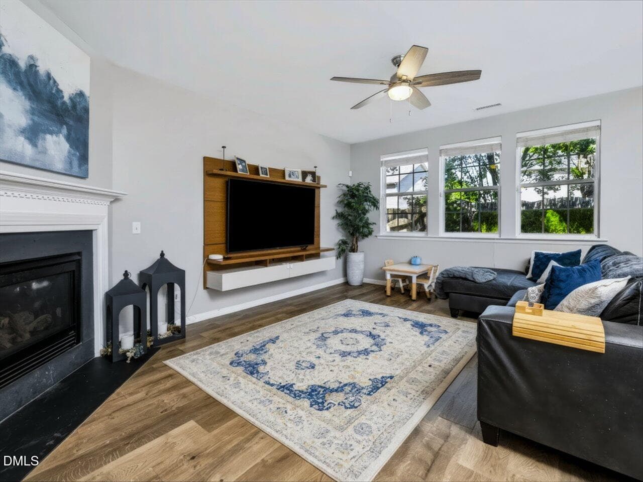 10-Living Room - 308 Amacord Way, Holly Springs, NC 27540, Holly Springs