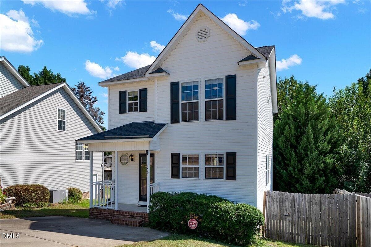 02-4704 Windblown Ct-2 - 4704 Windblown Court, Raleigh, NC 27616, Raleigh