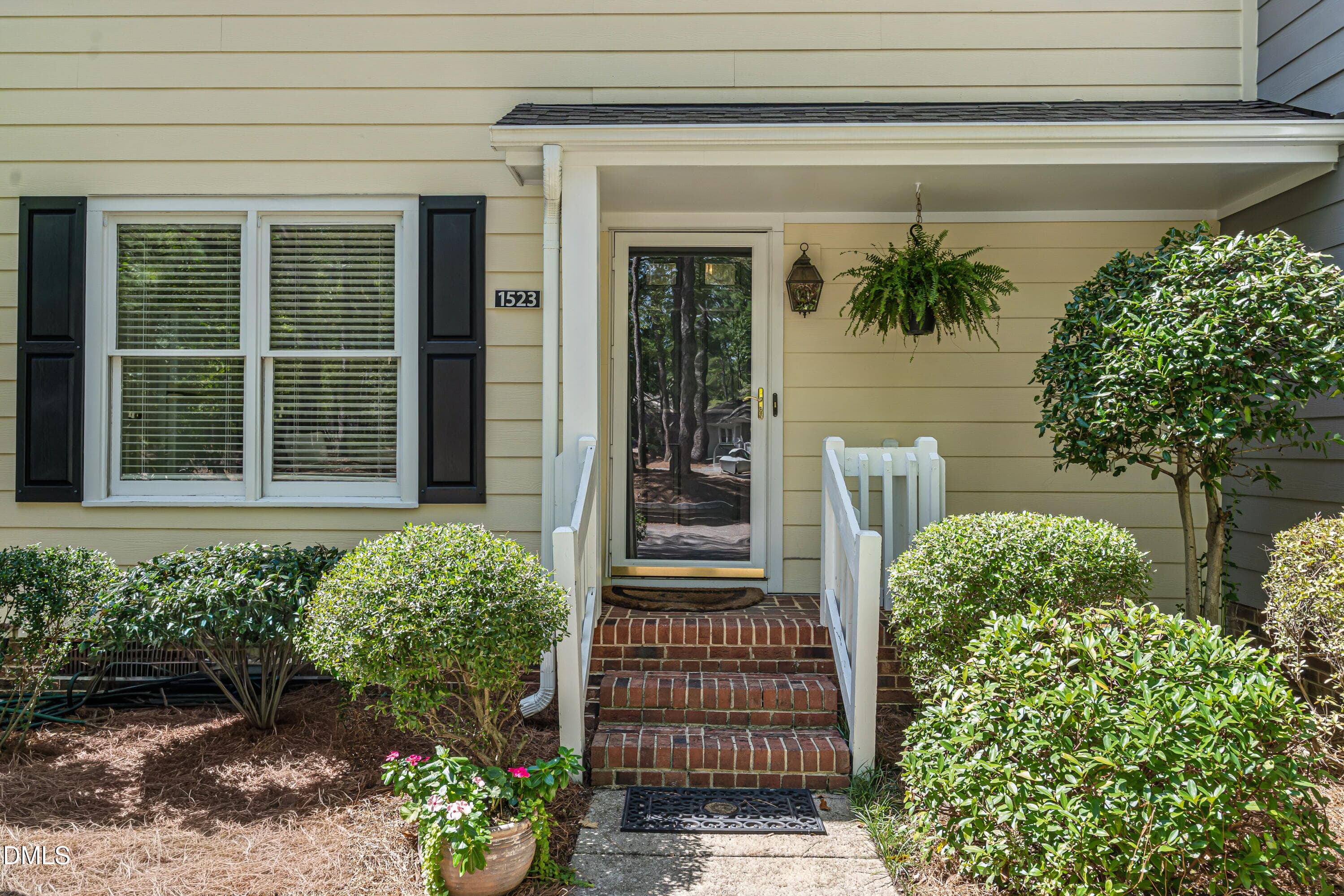 virtual-tour-160449-photo-17890768204483 - 1523 Woodcroft Drive, Raleigh, NC 27609, Raleigh