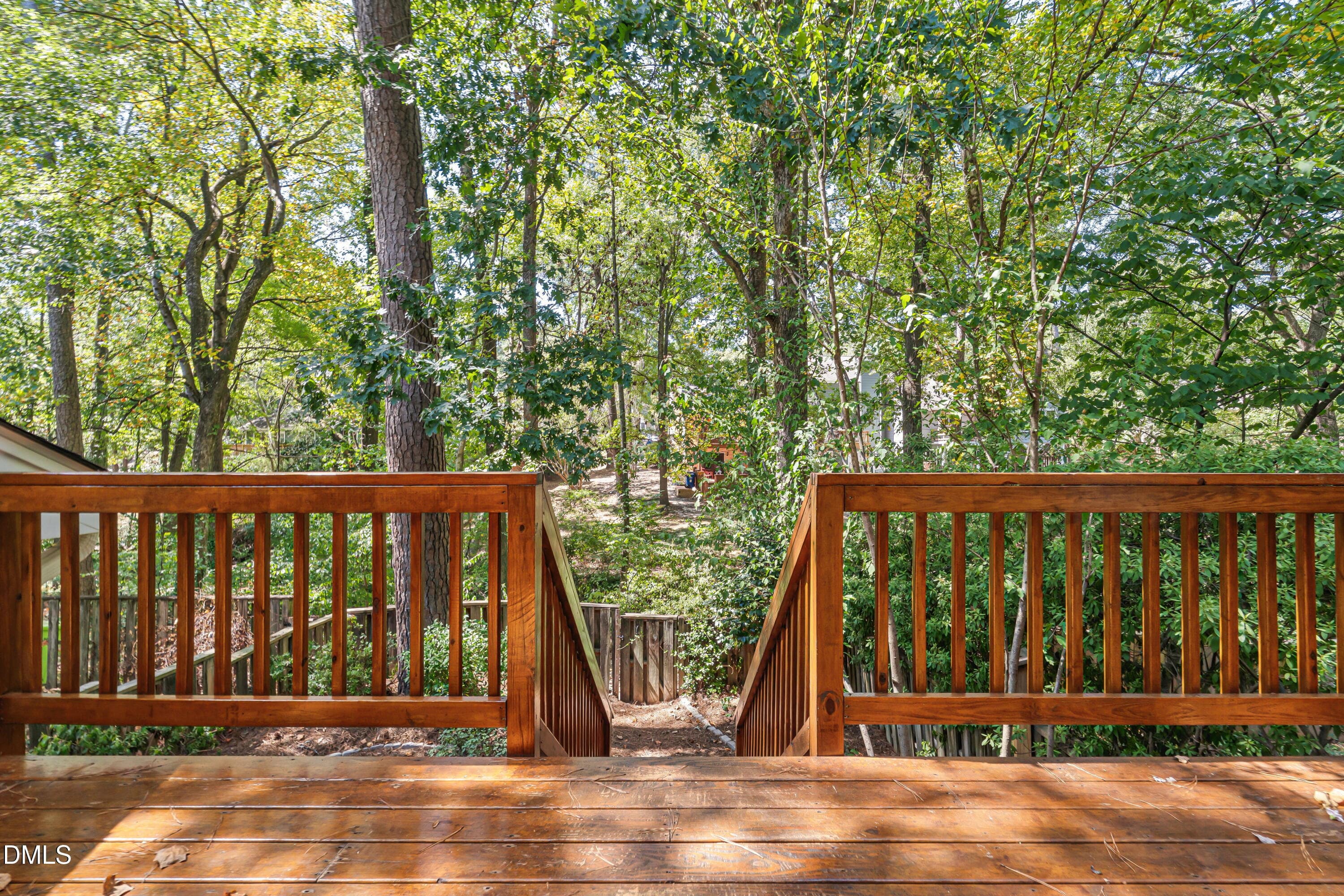 virtual-tour-160449-photo-17890769765036 - 1523 Woodcroft Drive, Raleigh, NC 27609, Raleigh