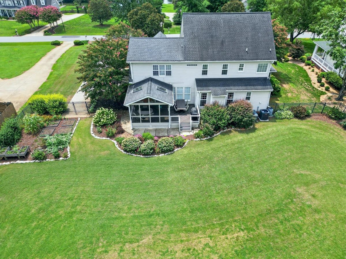 Beautiful Landscaping - 3024 Whitehart Lane, Raleigh, NC 27606, Raleigh