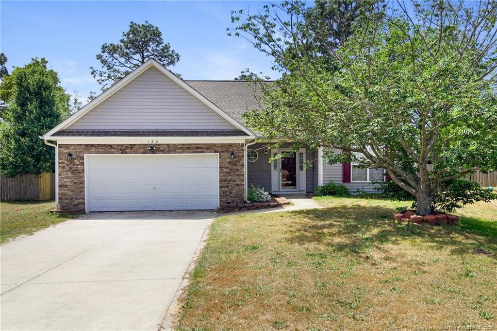 Photo 2 - 120 Turkey Oak Circle, Bunnlevel, NC 28323