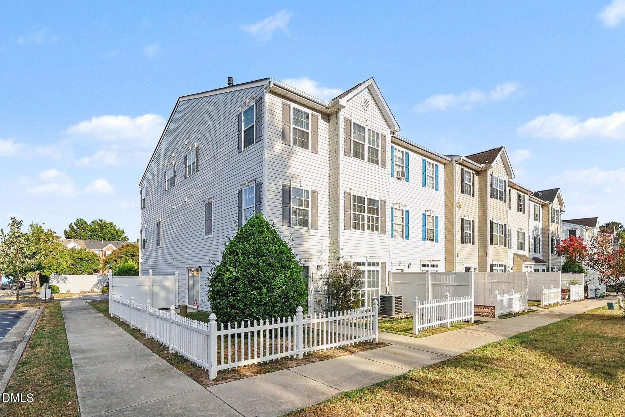 003_file_9932 - 8600 Neuse Landing Lane, Raleigh, NC 27616, Raleigh