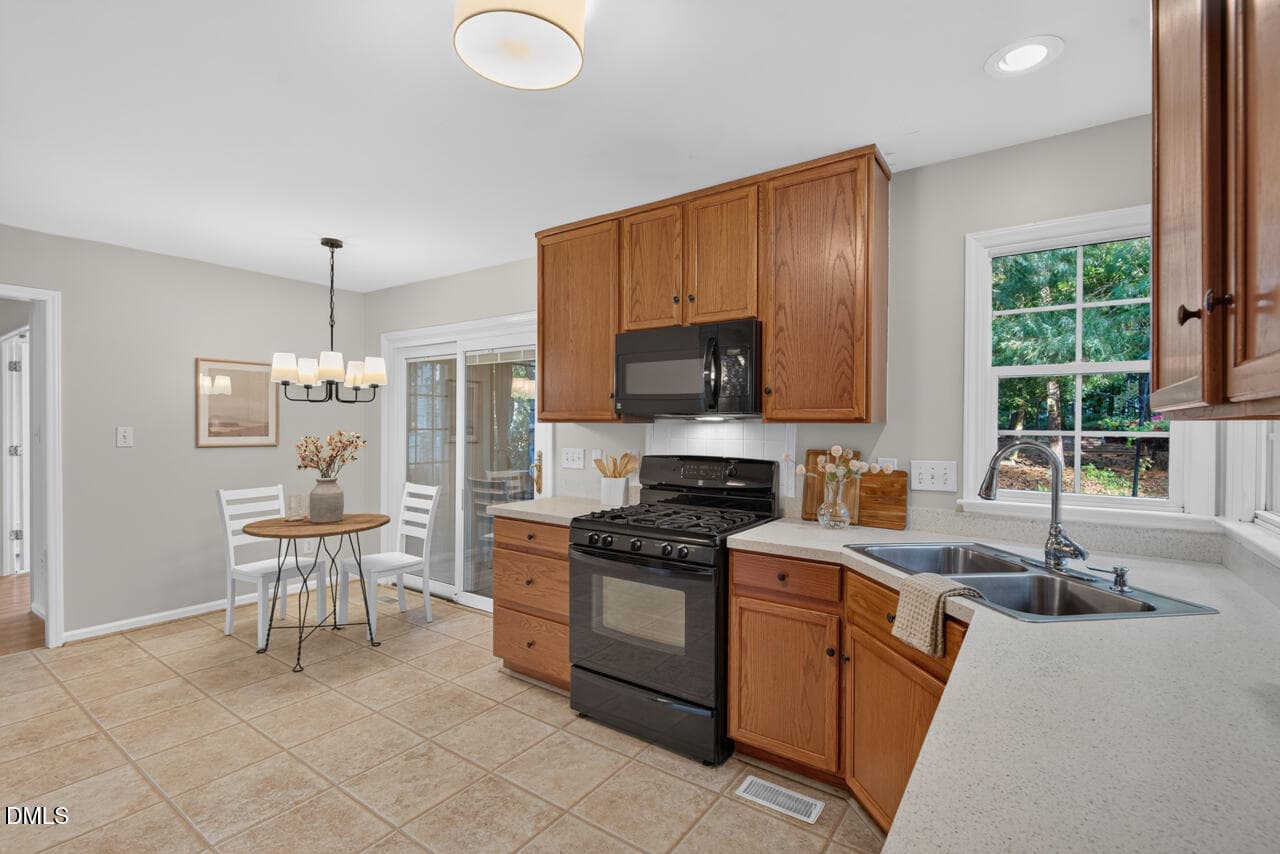 21 - 6111 Chesden Drive, Durham, NC 27713, Durham
