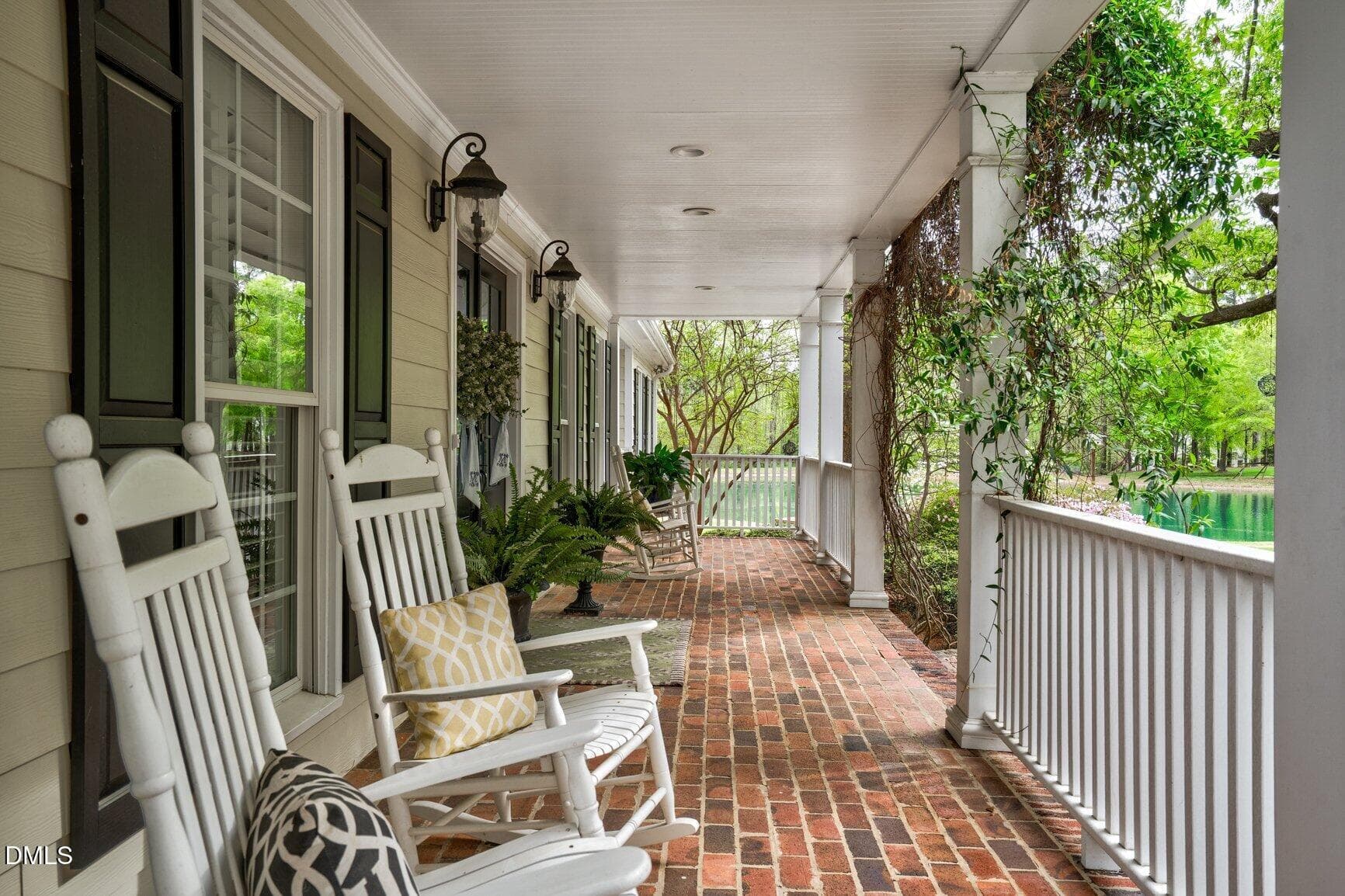 Front Porch - 4841 Wendell Boulevard, Wendell, NC 27591, Wendell