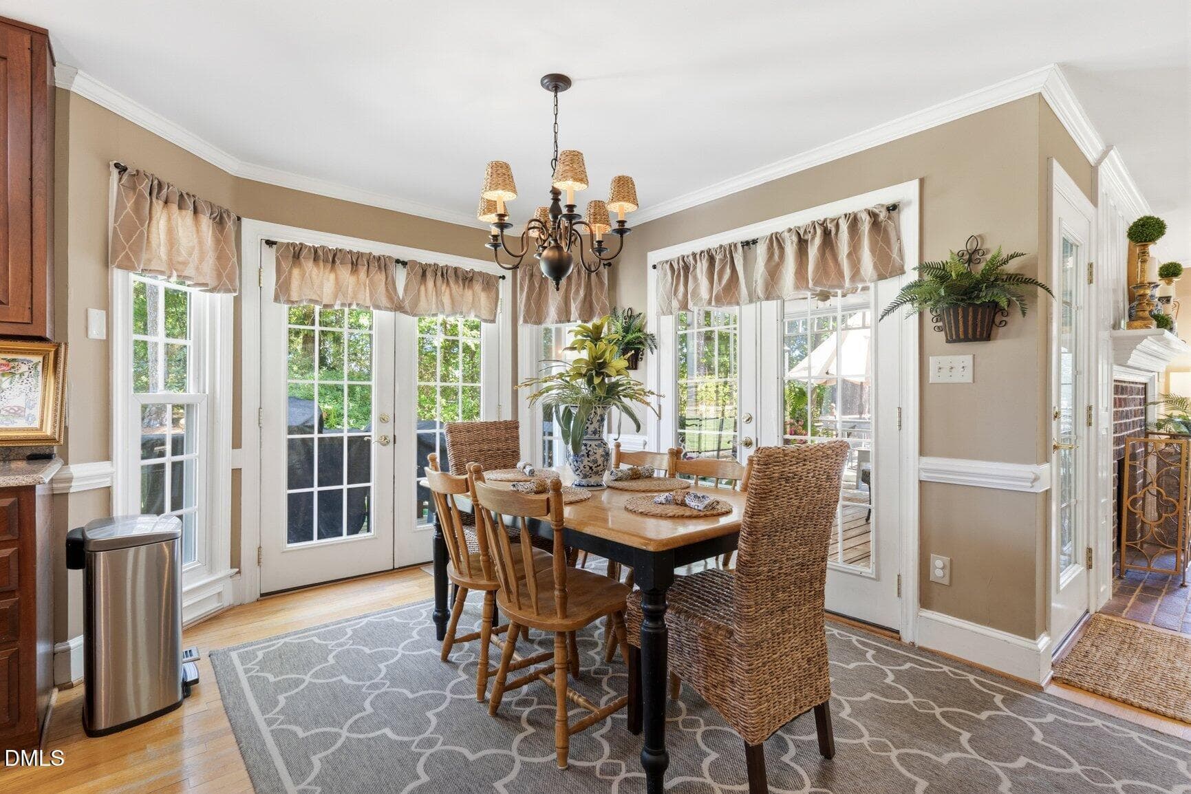 Kitchen Dining - 4841 Wendell Boulevard, Wendell, NC 27591, Wendell