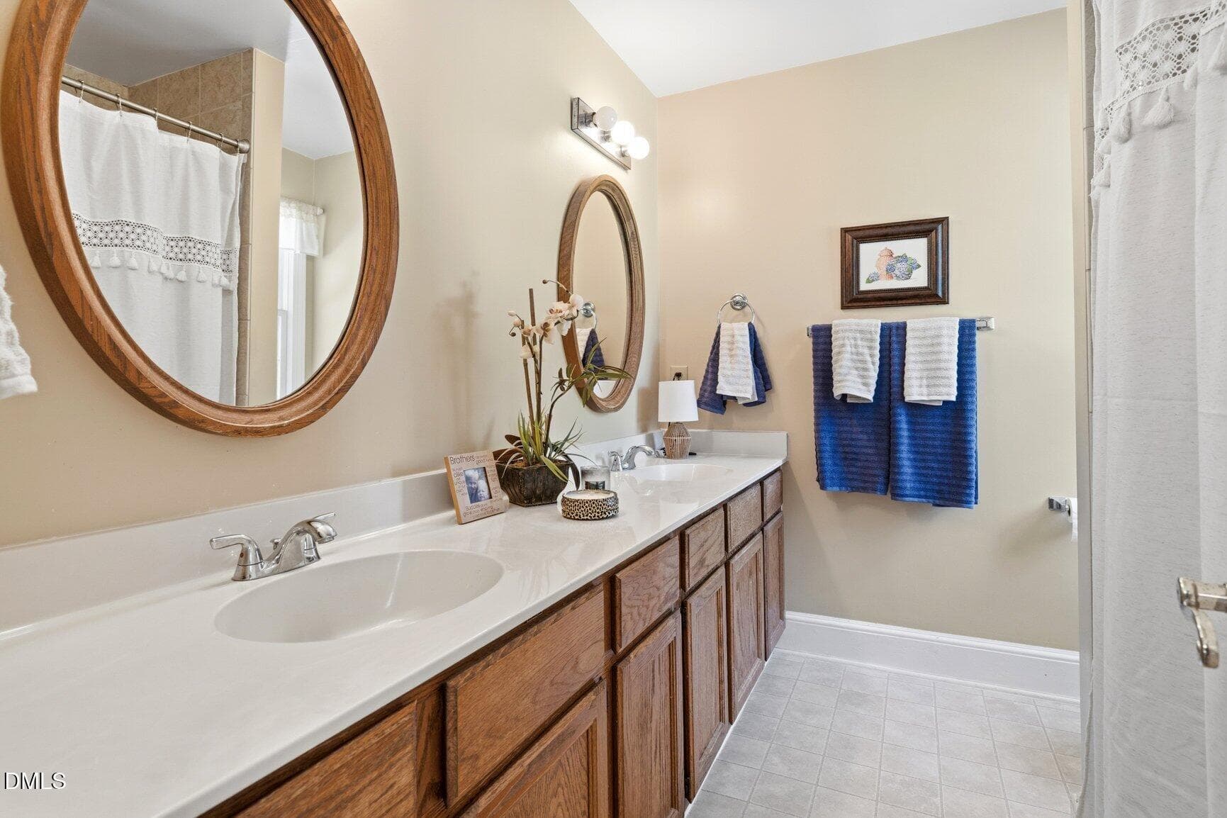 2nd Floor Full Bath - 4841 Wendell Boulevard, Wendell, NC 27591, Wendell