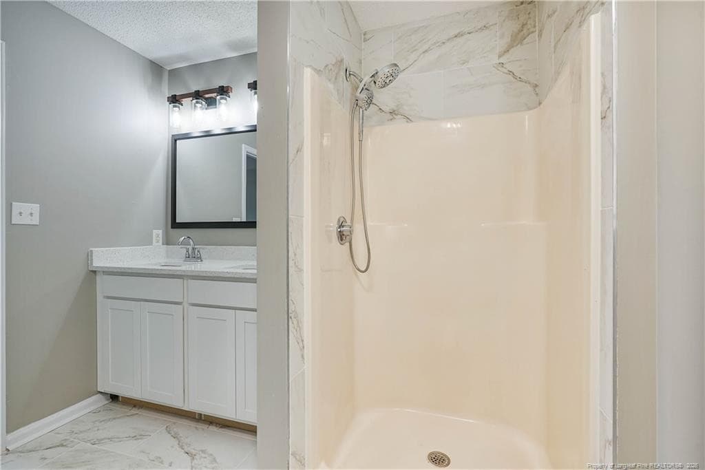 Photo 33 - 2214 Kilt Rock Way, Fayetteville, NC 28306, Fayetteville