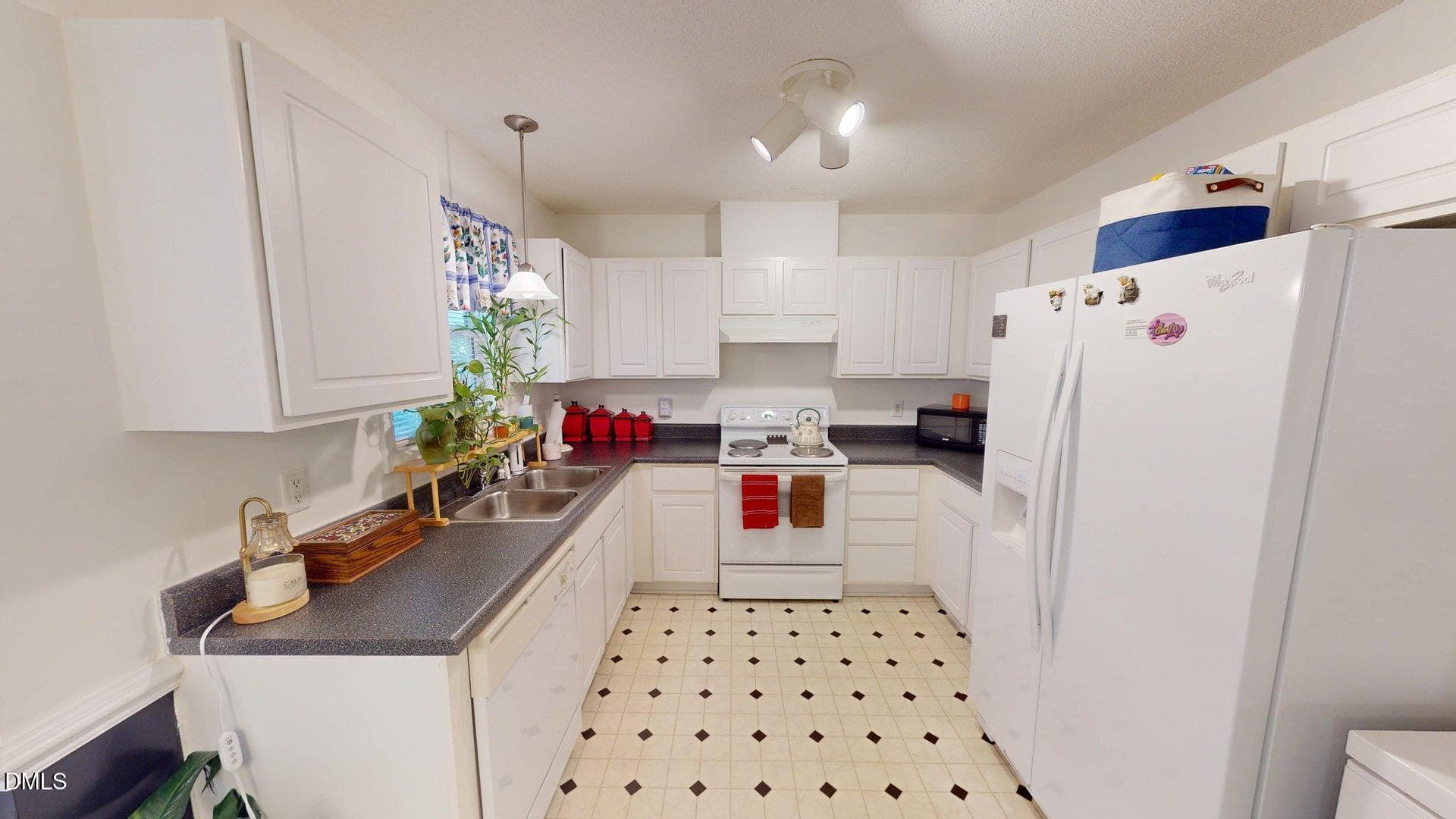Kitchen - 2004 Ballston Place, Knightdale, NC 27545, Knightdale
