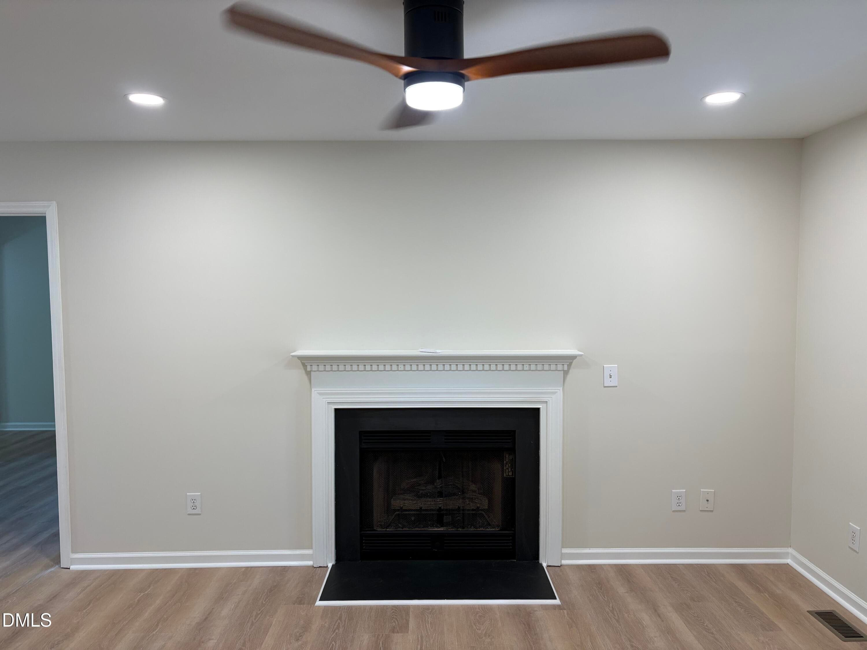 Family Room - 170 Scotts Creek Run, Angier, NC 27501, Angier