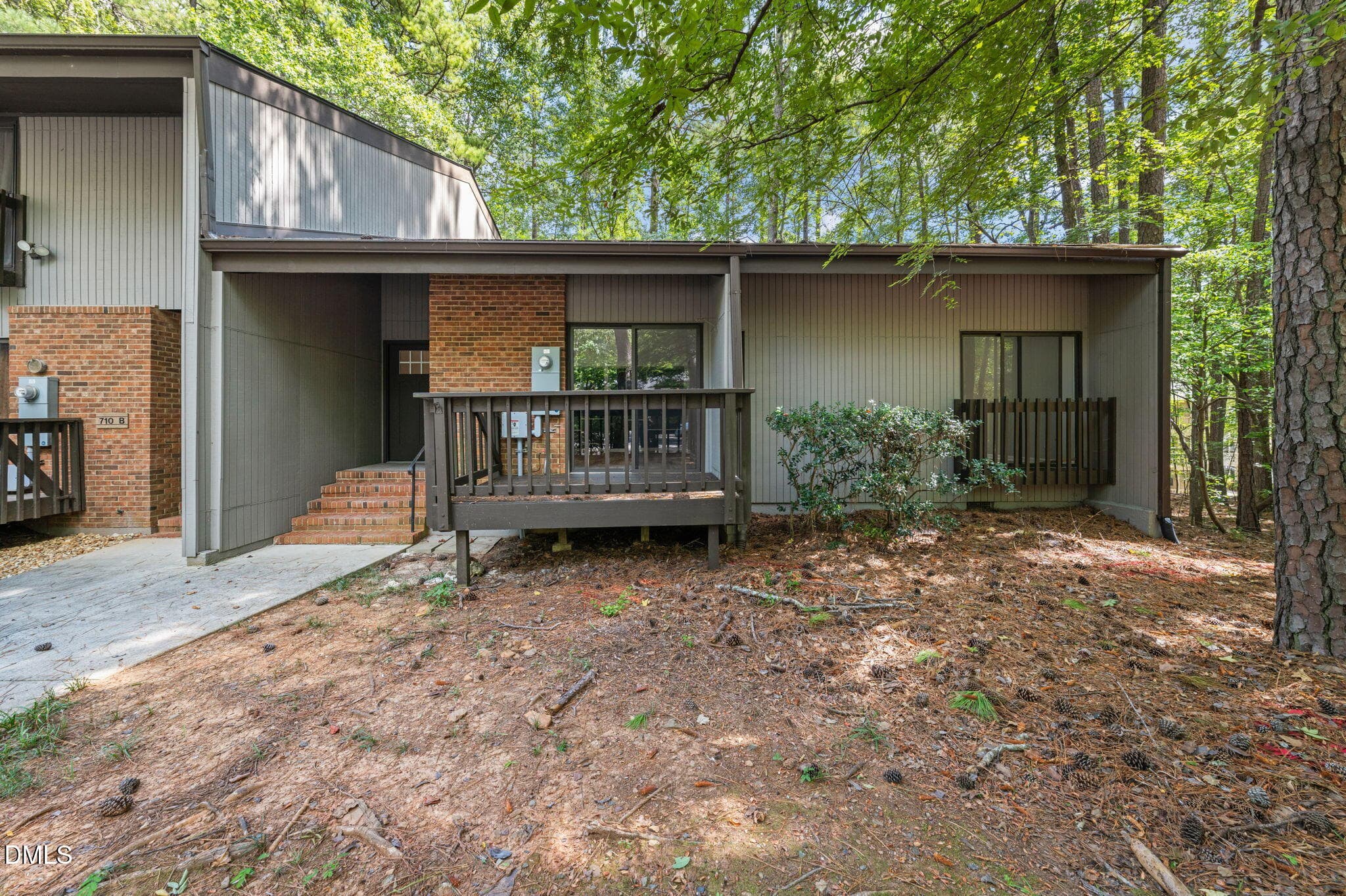 2-web-or-mls-untitled-42 - 710 Constitution Drive 206, Durham, NC 27705