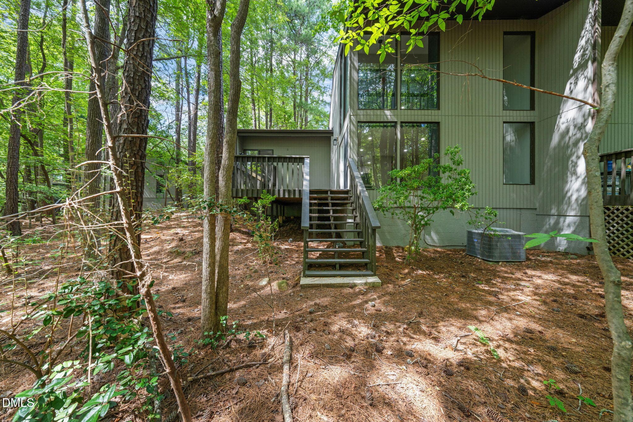 39-web-or-mls-untitled-10 - 710 Constitution Drive 206, Durham, NC 27705