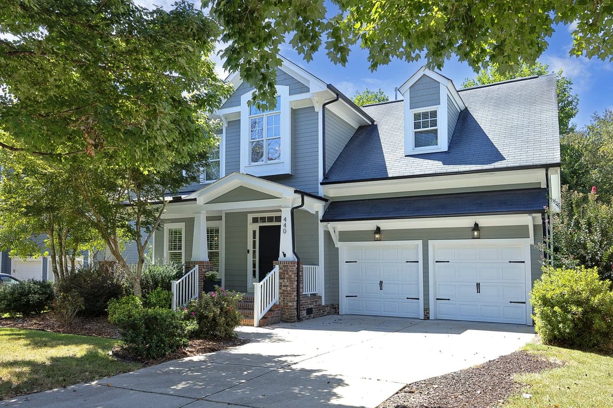 01Front.jpg - 440 Edgepine Drive, Holly Springs, NC 27540