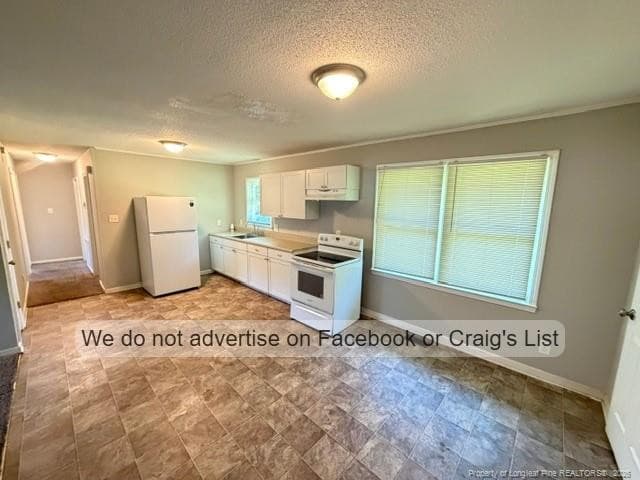 Photo 3 - 250 Autry Street, Raeford, NC 28376