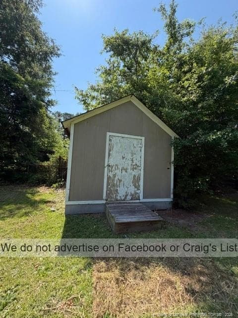 Photo 11 - 250 Autry Street, Raeford, NC 28376