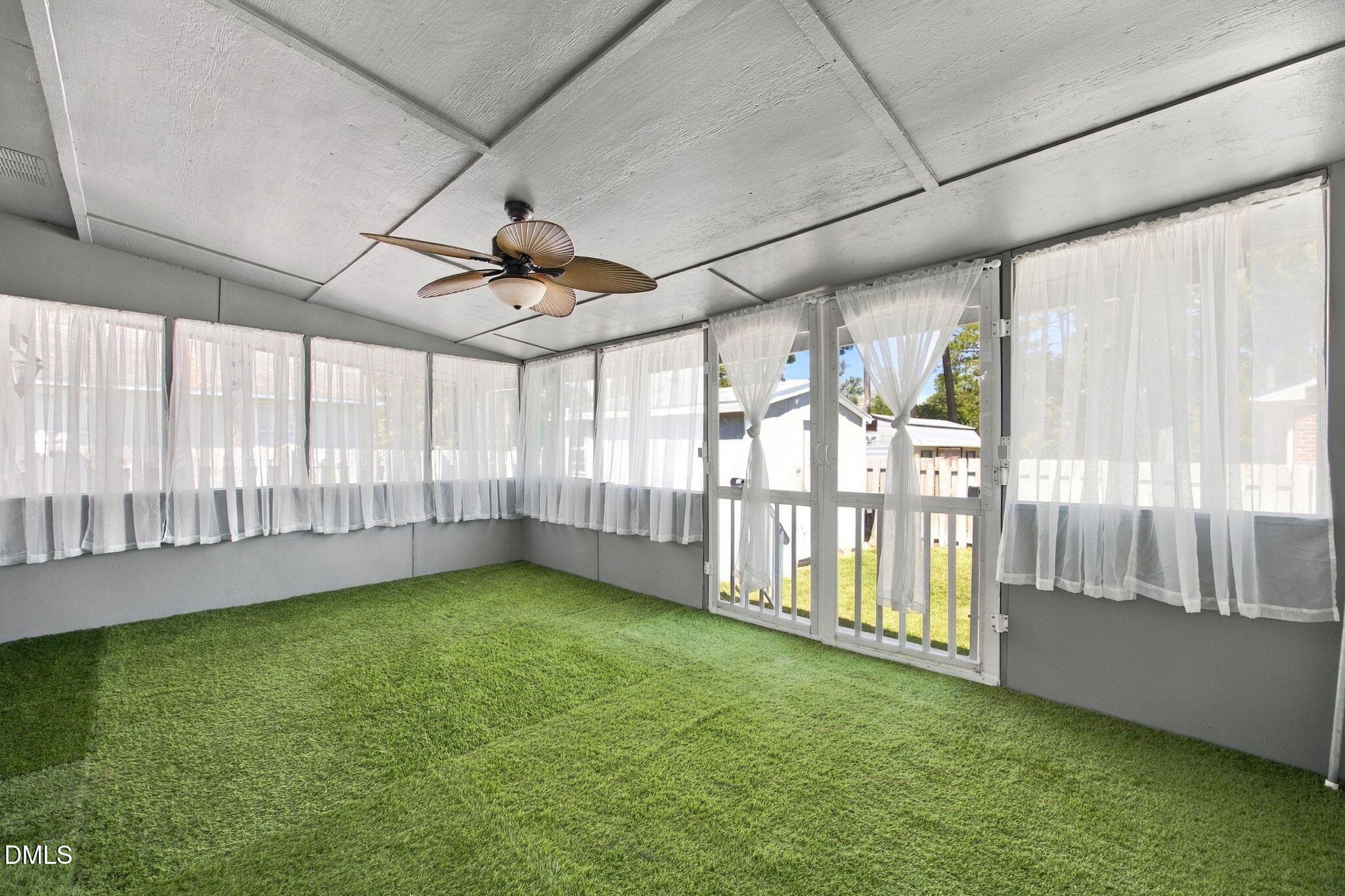 Sunroom 3 - 7300 Avila Drive, Fayetteville, NC 28314, Fayetteville