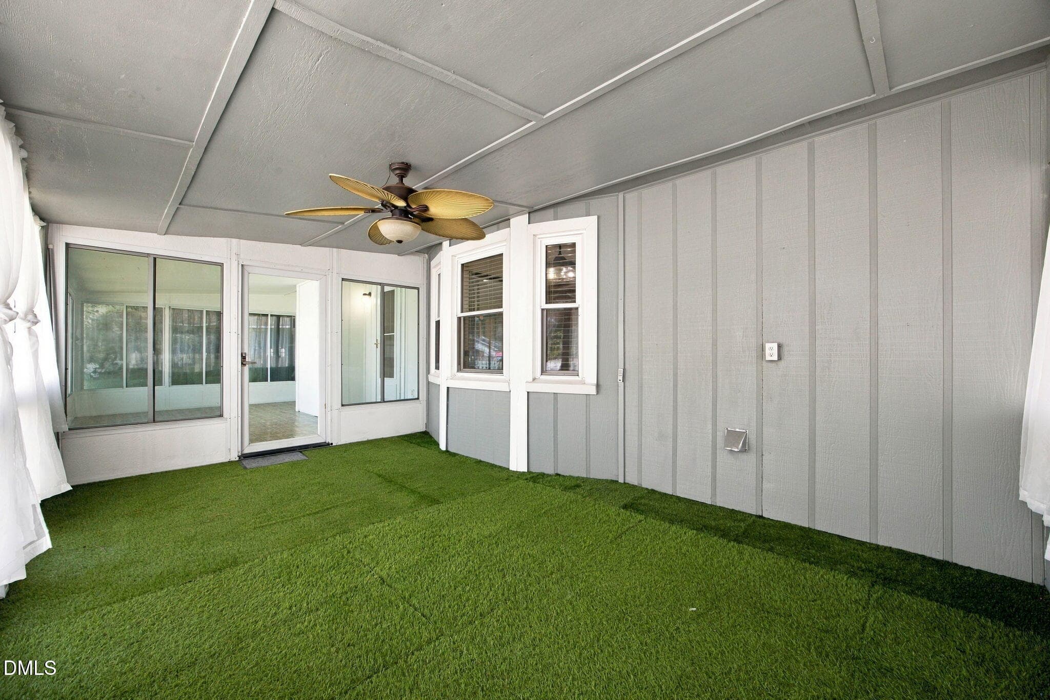Sunroom 3 - 7300 Avila Drive, Fayetteville, NC 28314, Fayetteville