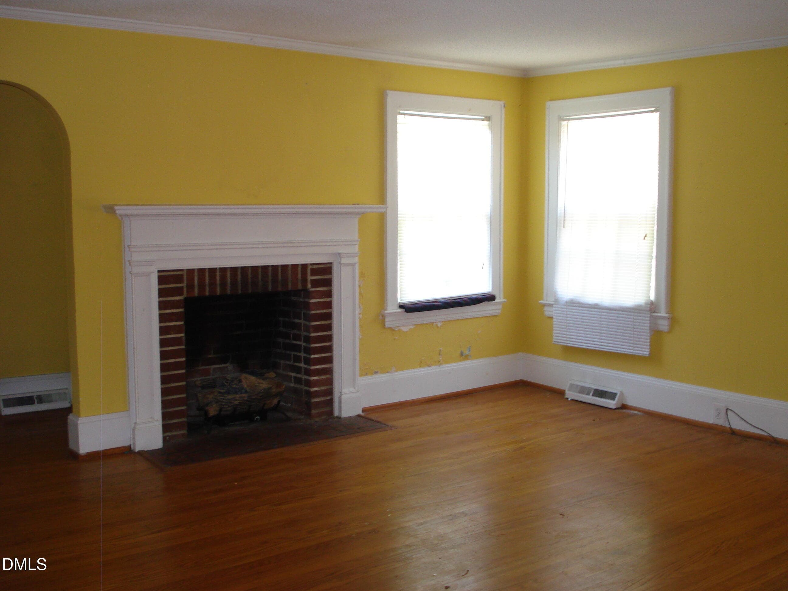 DSC09828 - 700 N Raiford Street, Selma, NC 27576