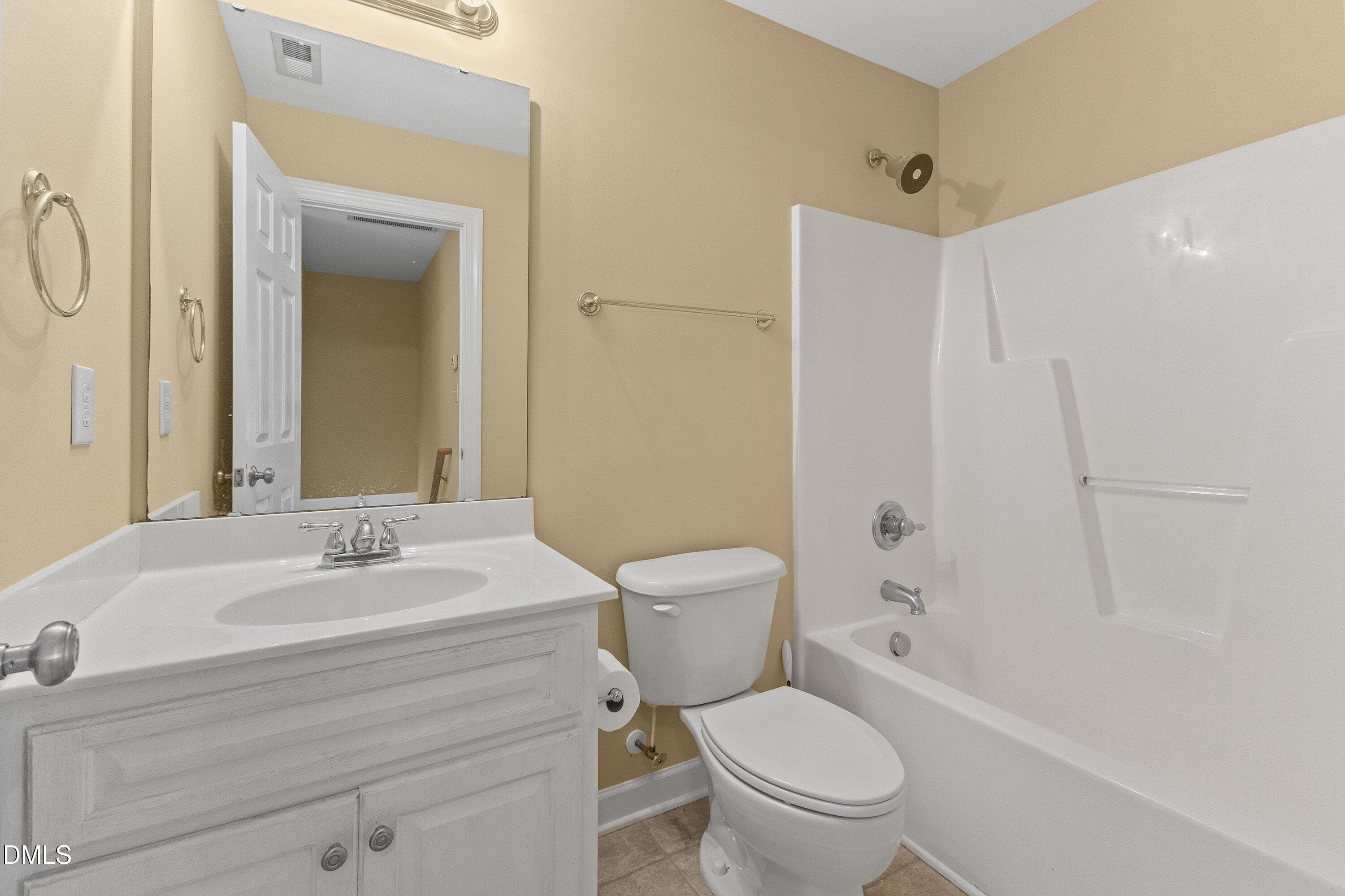 39-107 JJ Dr_8696 - 107 Jj Drive, Benson, NC 27504, Benson