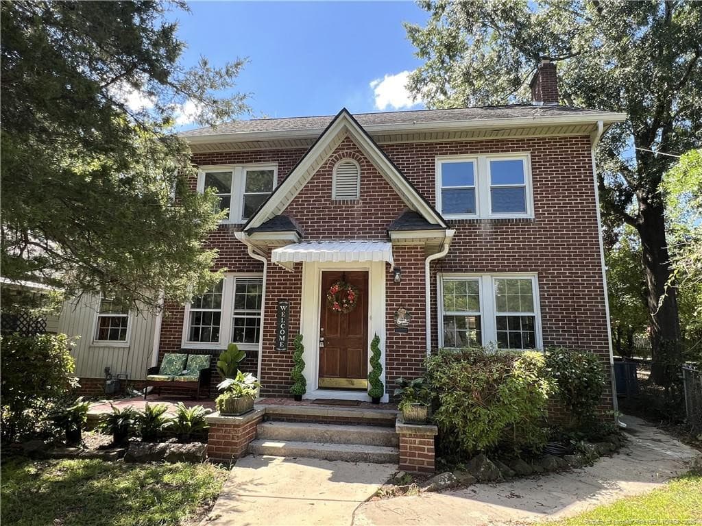 Photo 1 - 207 Hillcrest Avenue, Fayetteville, NC 28305, Fayetteville
