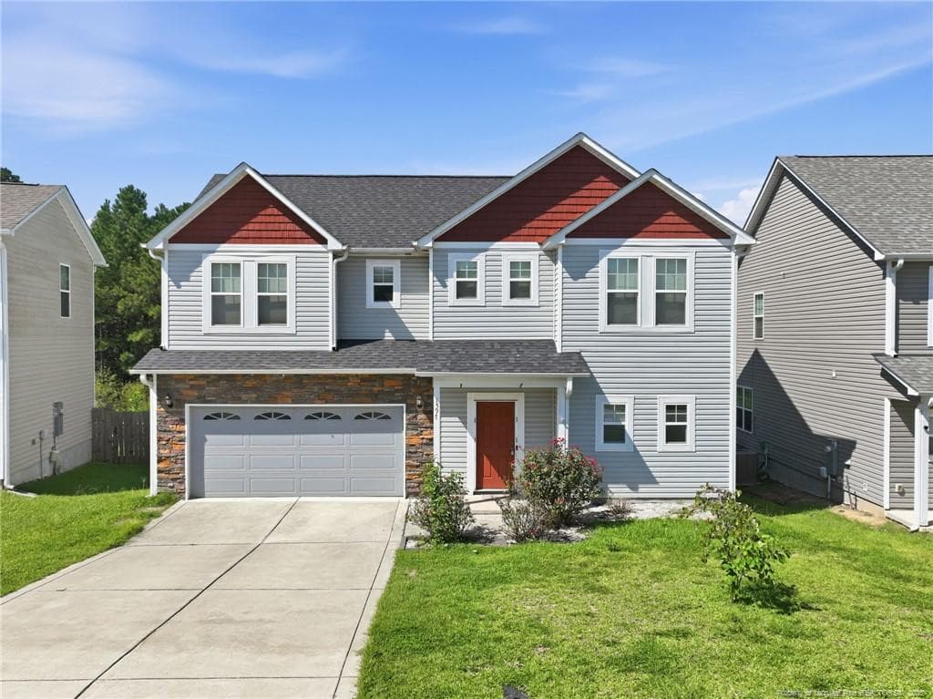 1597 MOUNT RAINER Drive, Fayetteville, NC 28301