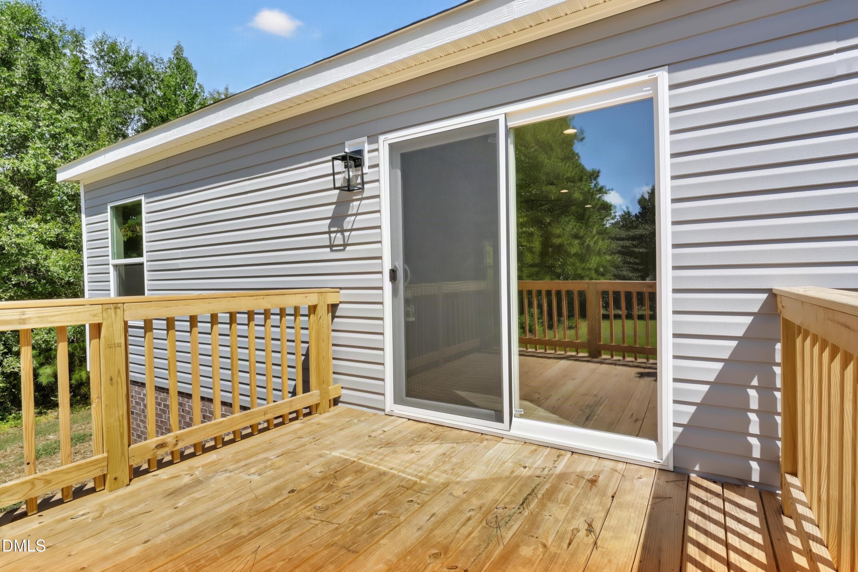 JLR09806 - 79 Maple Street, Coats, NC 27521