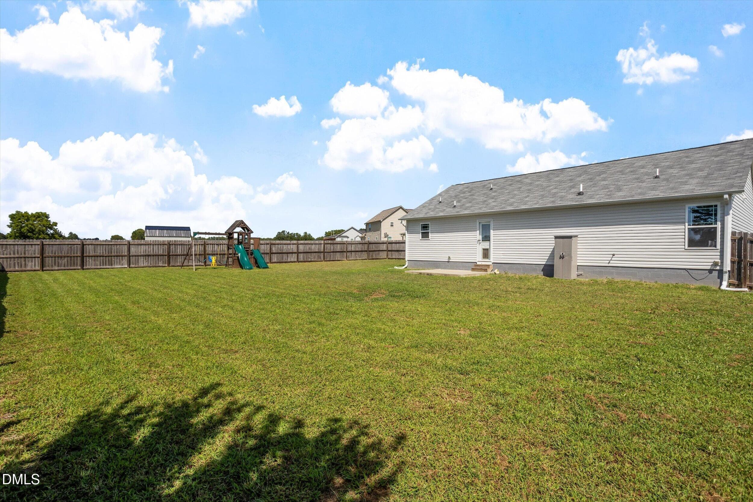 14-140 Denning Farms Ln [3398099]_091020 - 140 Denning Farms Lane, Benson, NC 27504, Benson