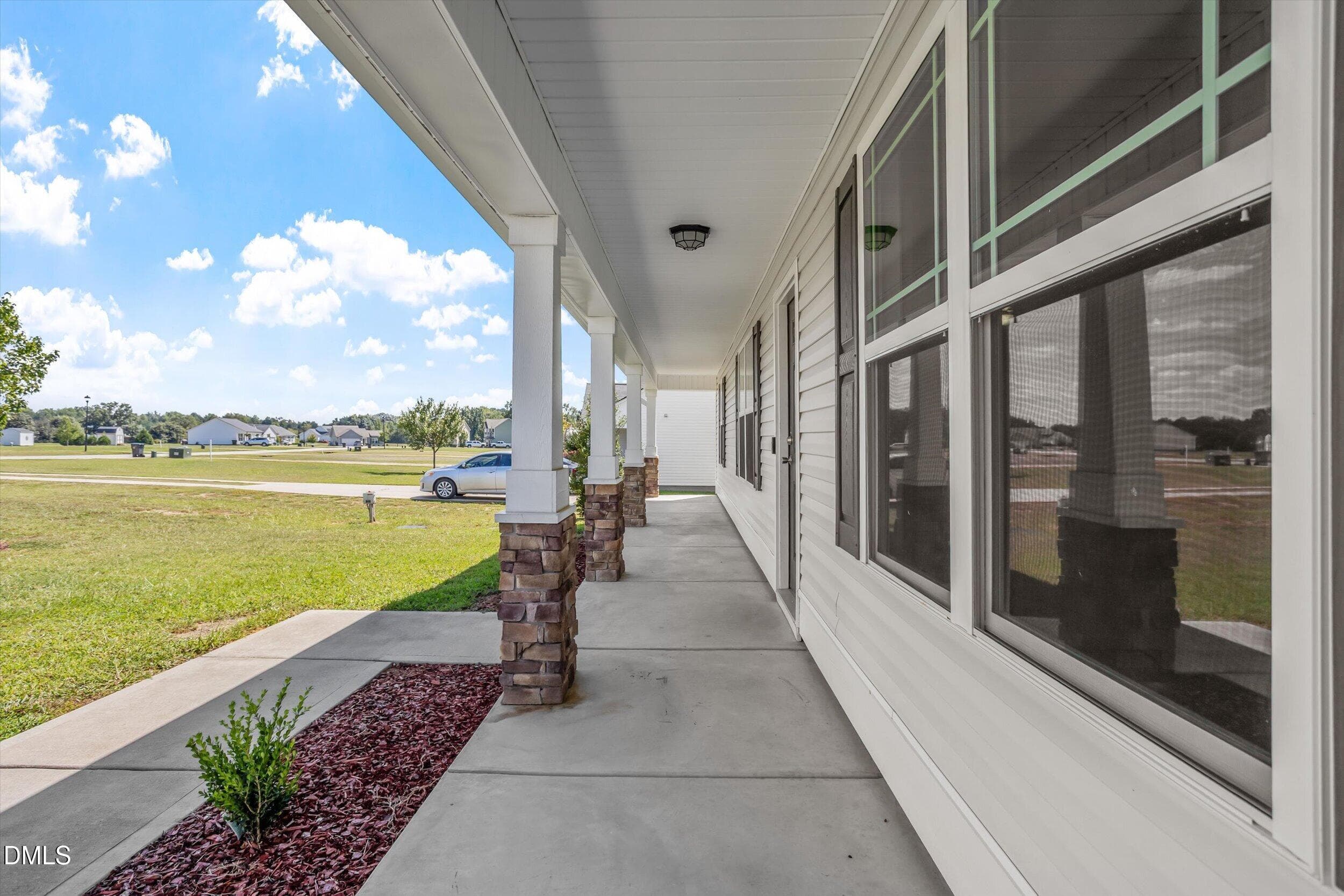 09-140 Denning Farms Ln [3398099]_091020 - 140 Denning Farms Lane, Benson, NC 27504, Benson