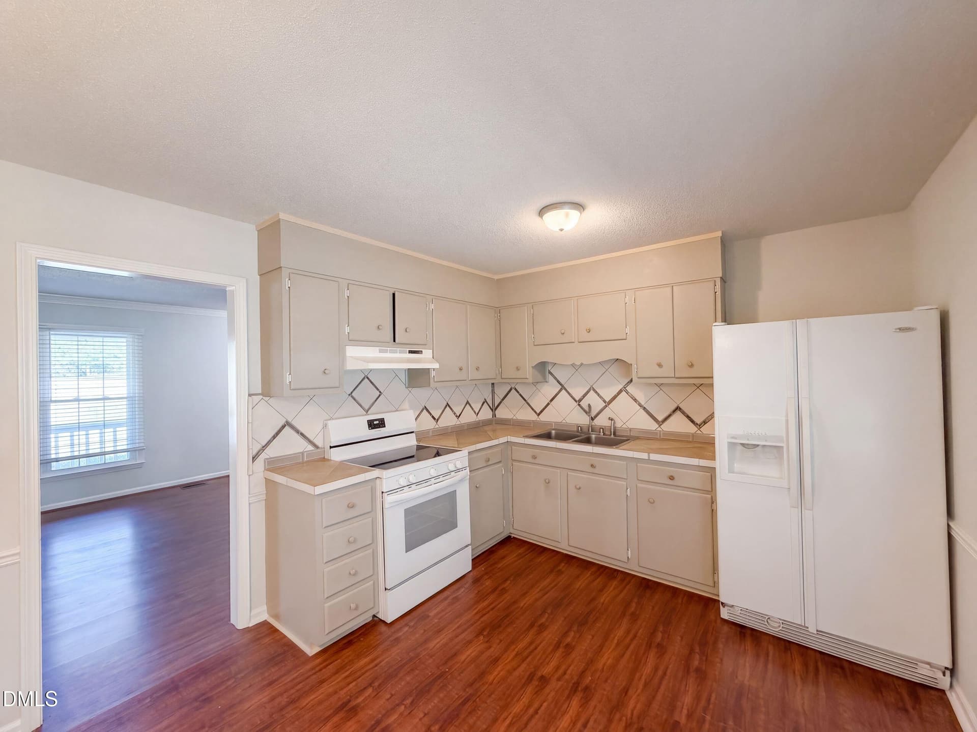 listing_1 - 3311 Woodmere Court, Hope Mills, NC 28348
