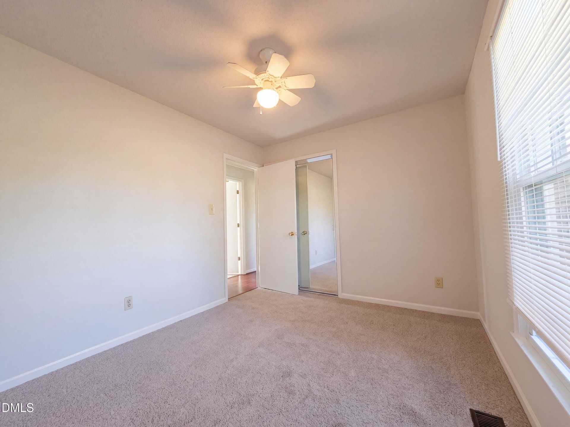 listing_12 - 3311 Woodmere Court, Hope Mills, NC 28348
